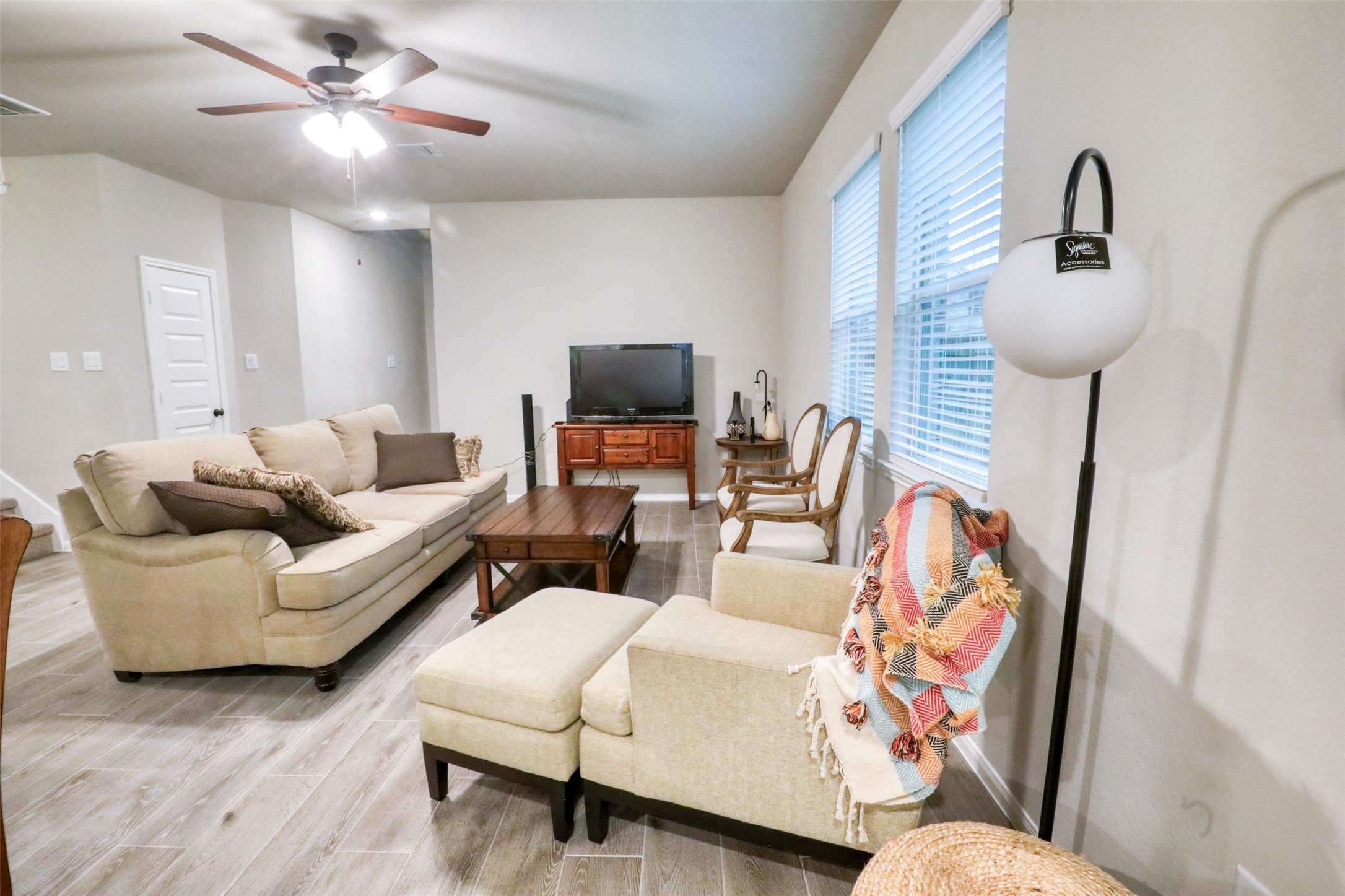 30533 Pleasant Oaks Drive, Magnolia, TX 77355