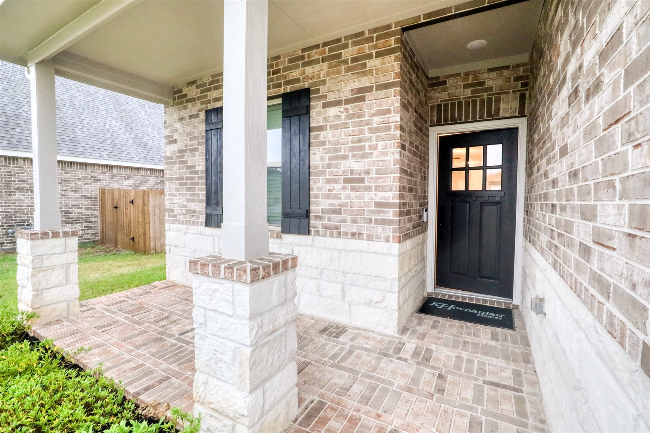 30533 Pleasant Oaks Drive, Magnolia, TX 77355