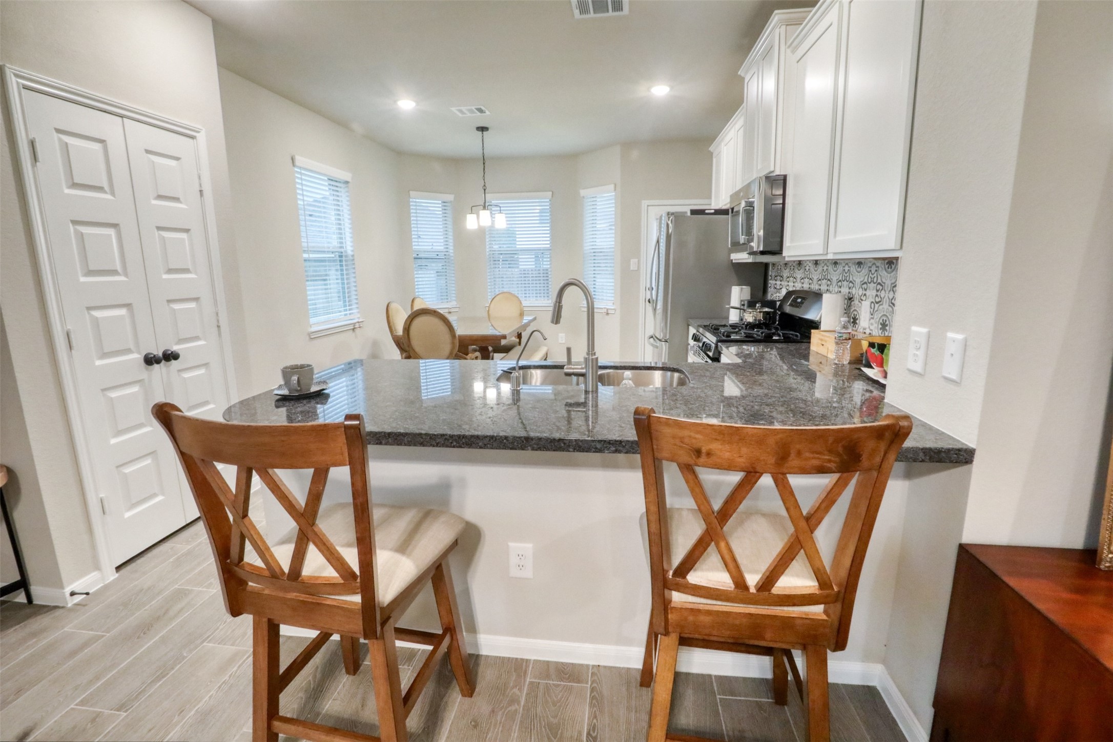 30533 Pleasant Oaks Drive, Magnolia, TX 77355