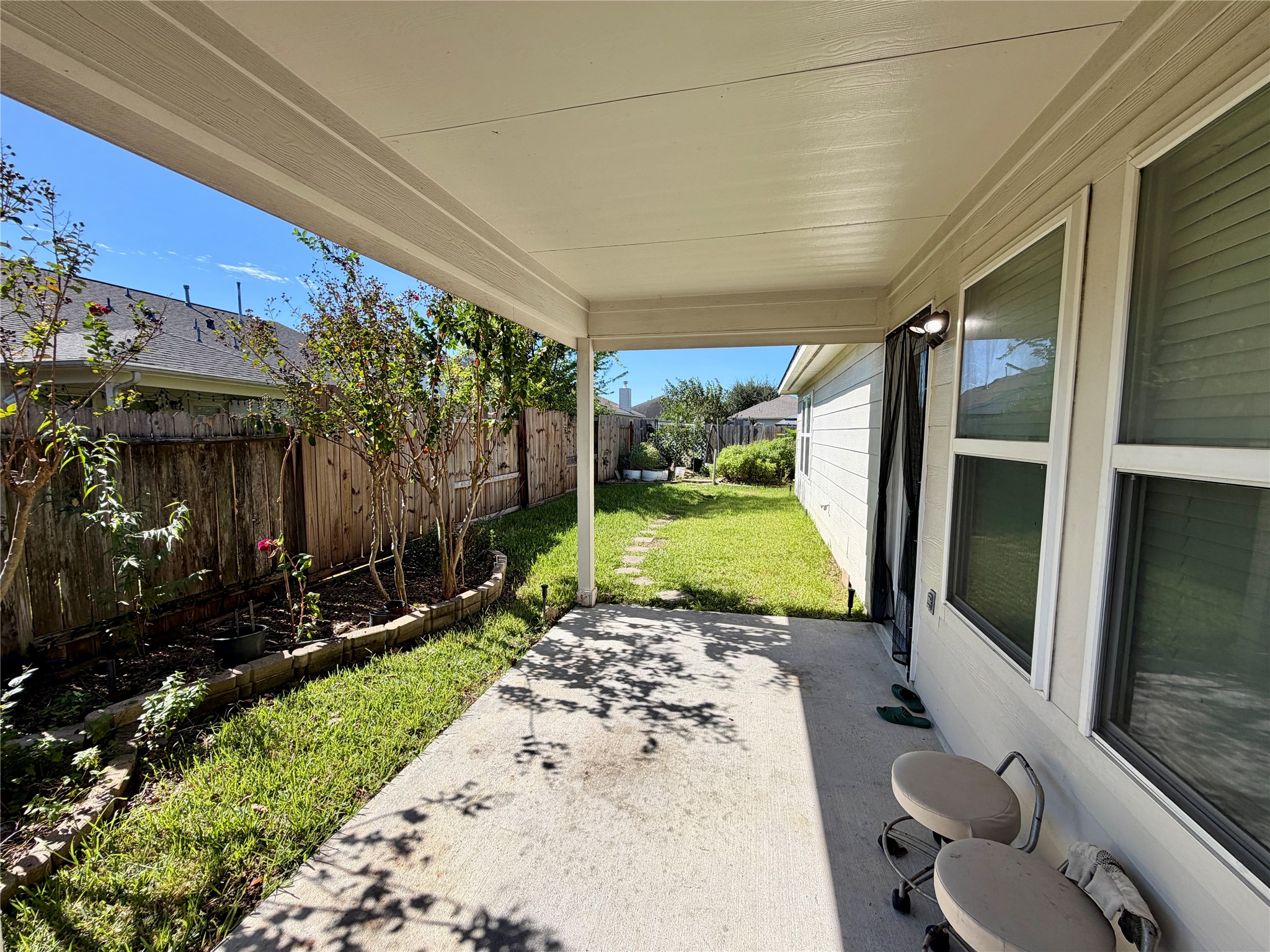 6315 S Wintersage Lane, Houston, TX 77066