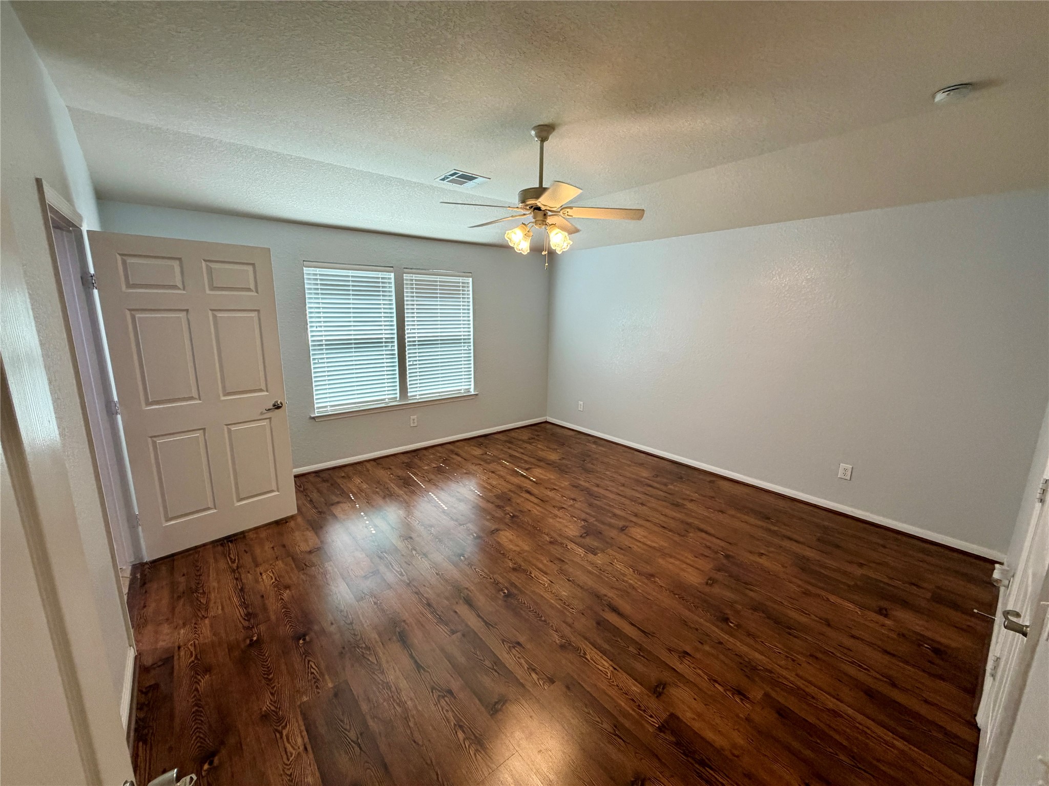 6315 S Wintersage Lane, Houston, TX 77066