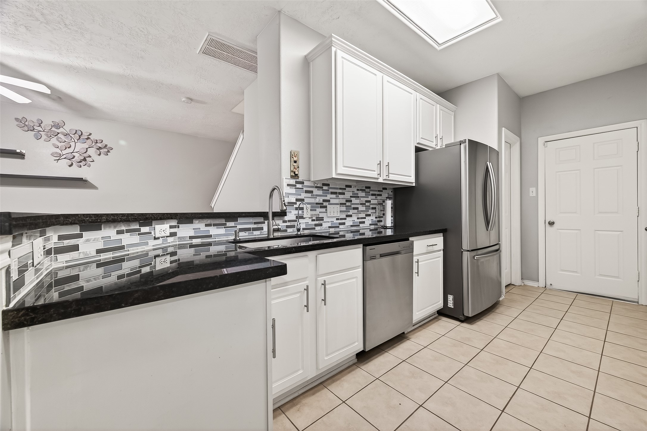 6110 Langham Mist Lane, Houston, TX 77084