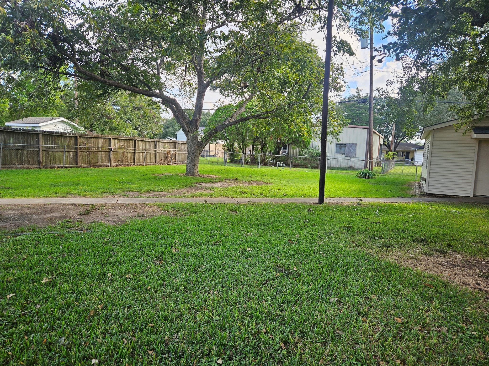 1809 Brazos Street, Rosenberg, TX 77471