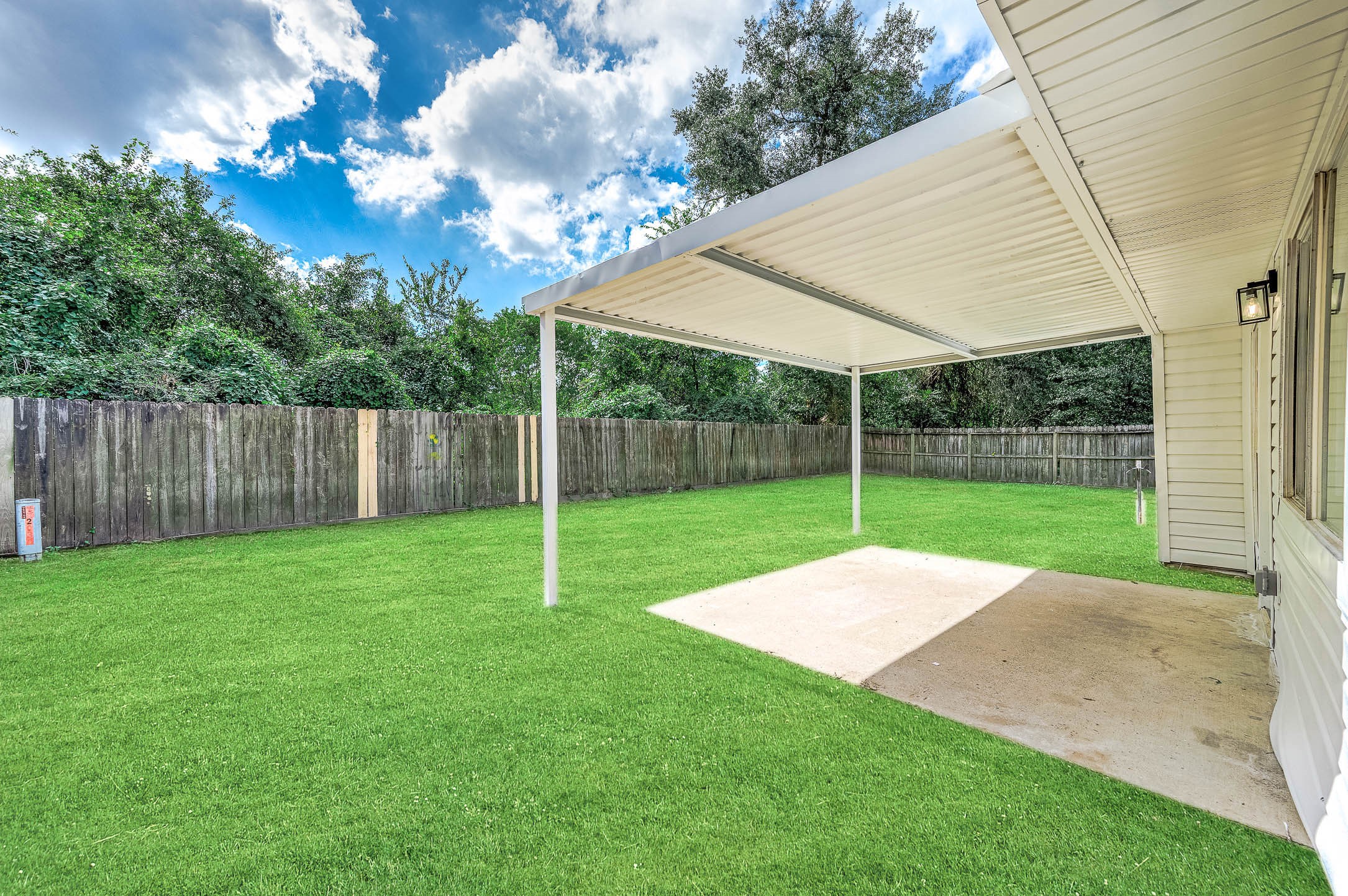 2038 Lexington Woods Drive, Spring, TX 77373