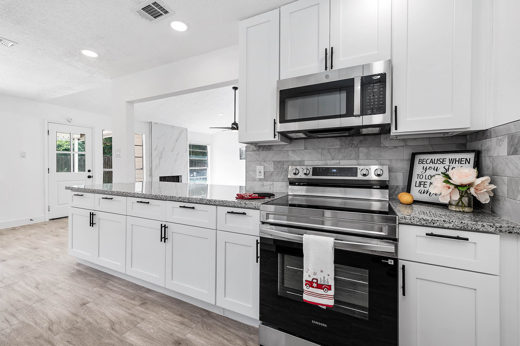 2038 Lexington Woods Drive, Spring, TX 77373 2038 Lexington Woods Drive, Spring, TX 77373