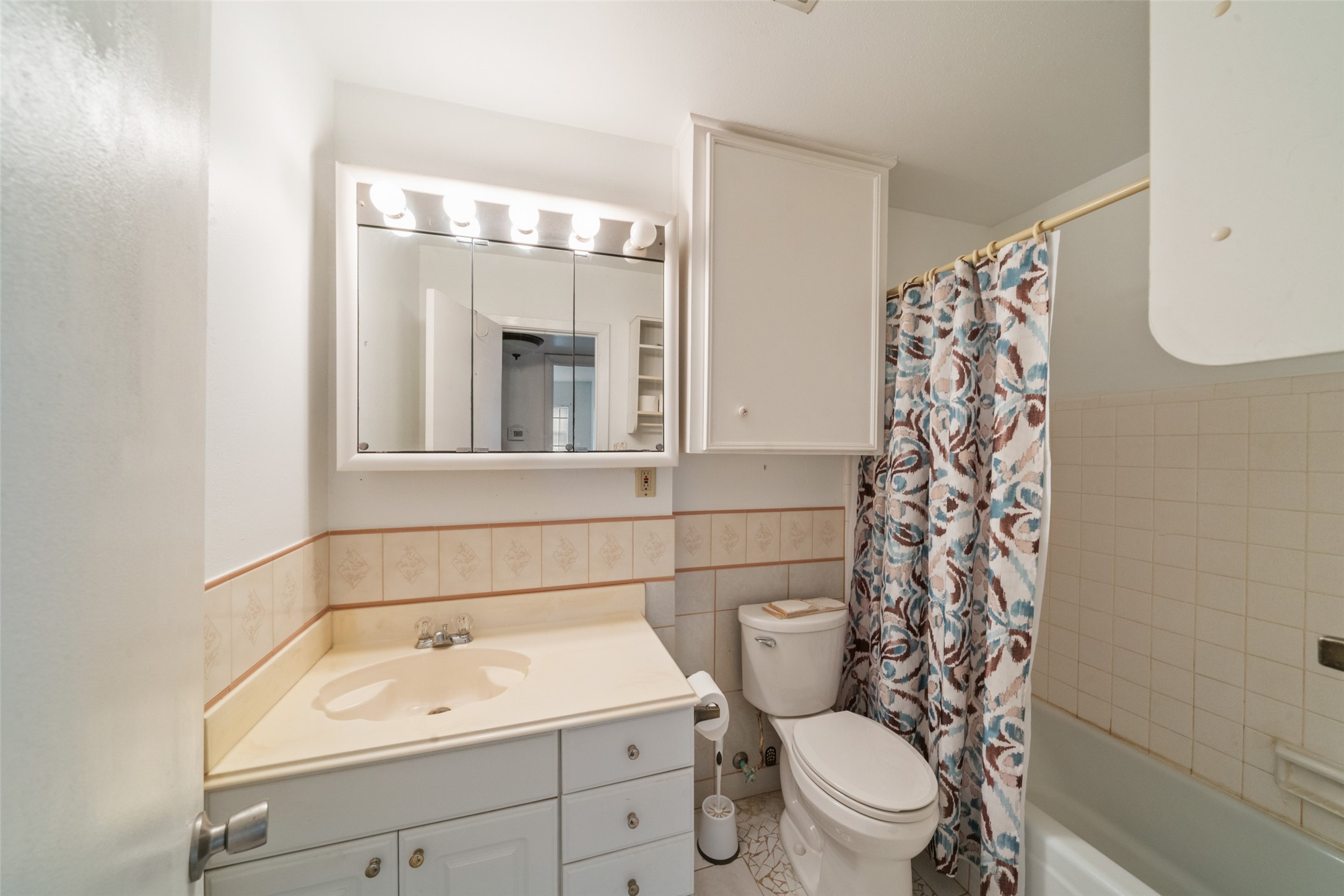 7835 Royalwood Drive, Houston, TX 77049