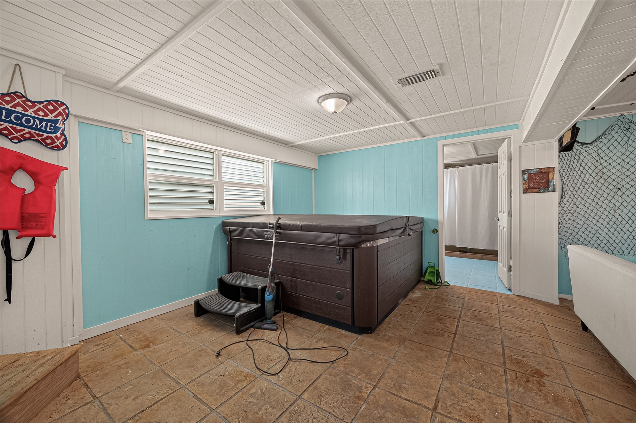 638 Warsaw Street, Hitchcock, TX 77563