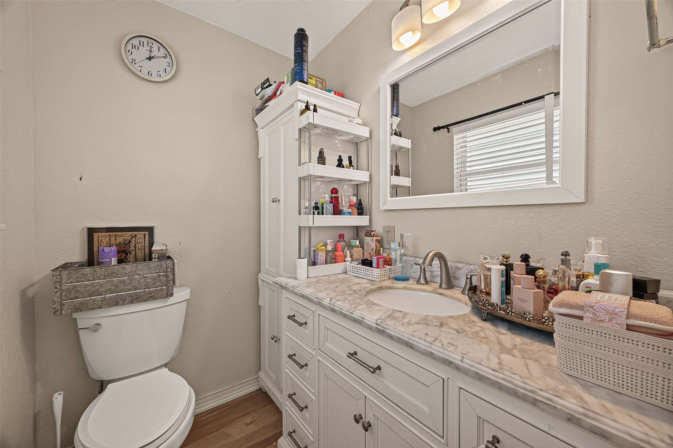 638 Warsaw Street, Hitchcock, TX 77563