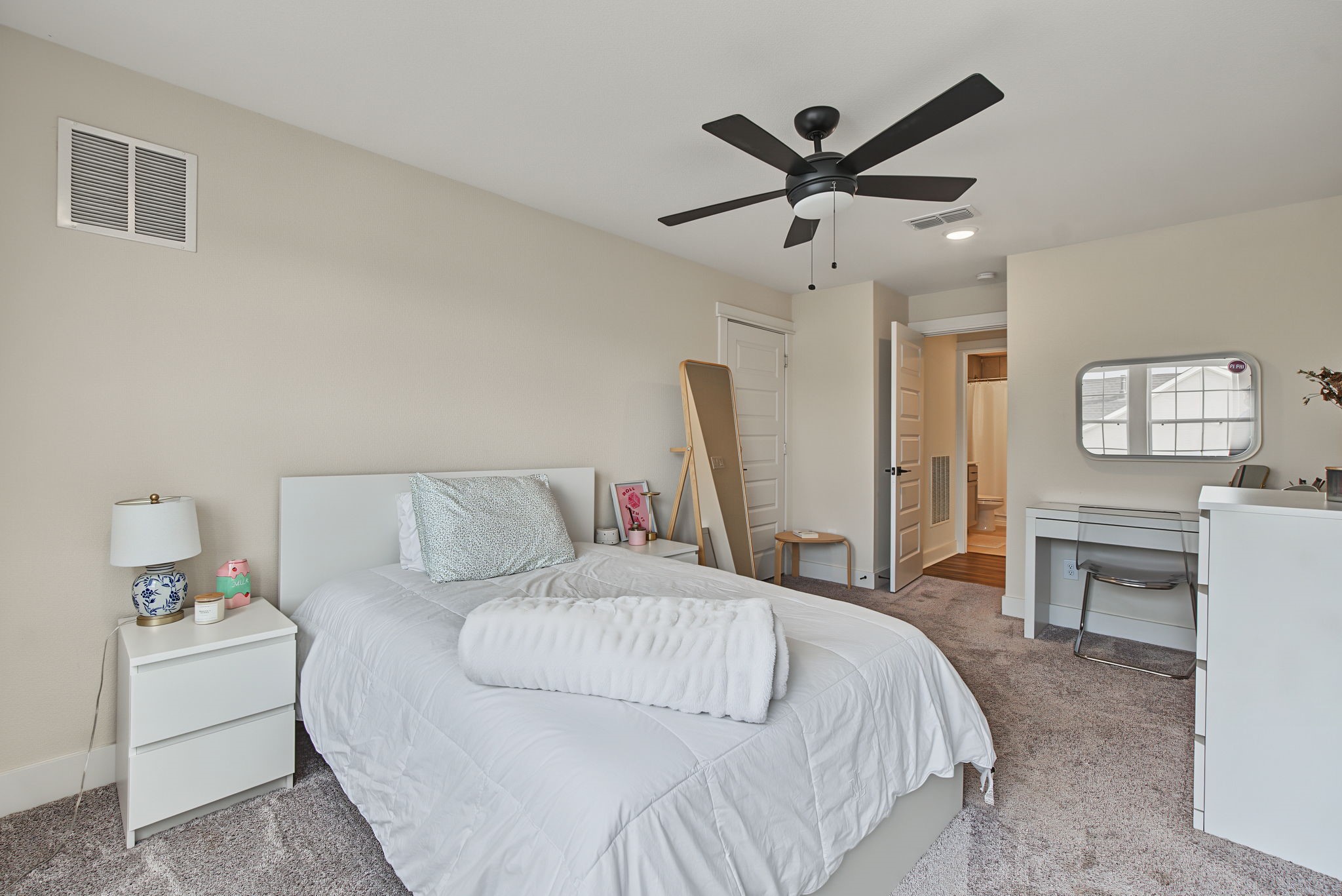3509 Kensington Gardens Lane, Houston, TX 77055