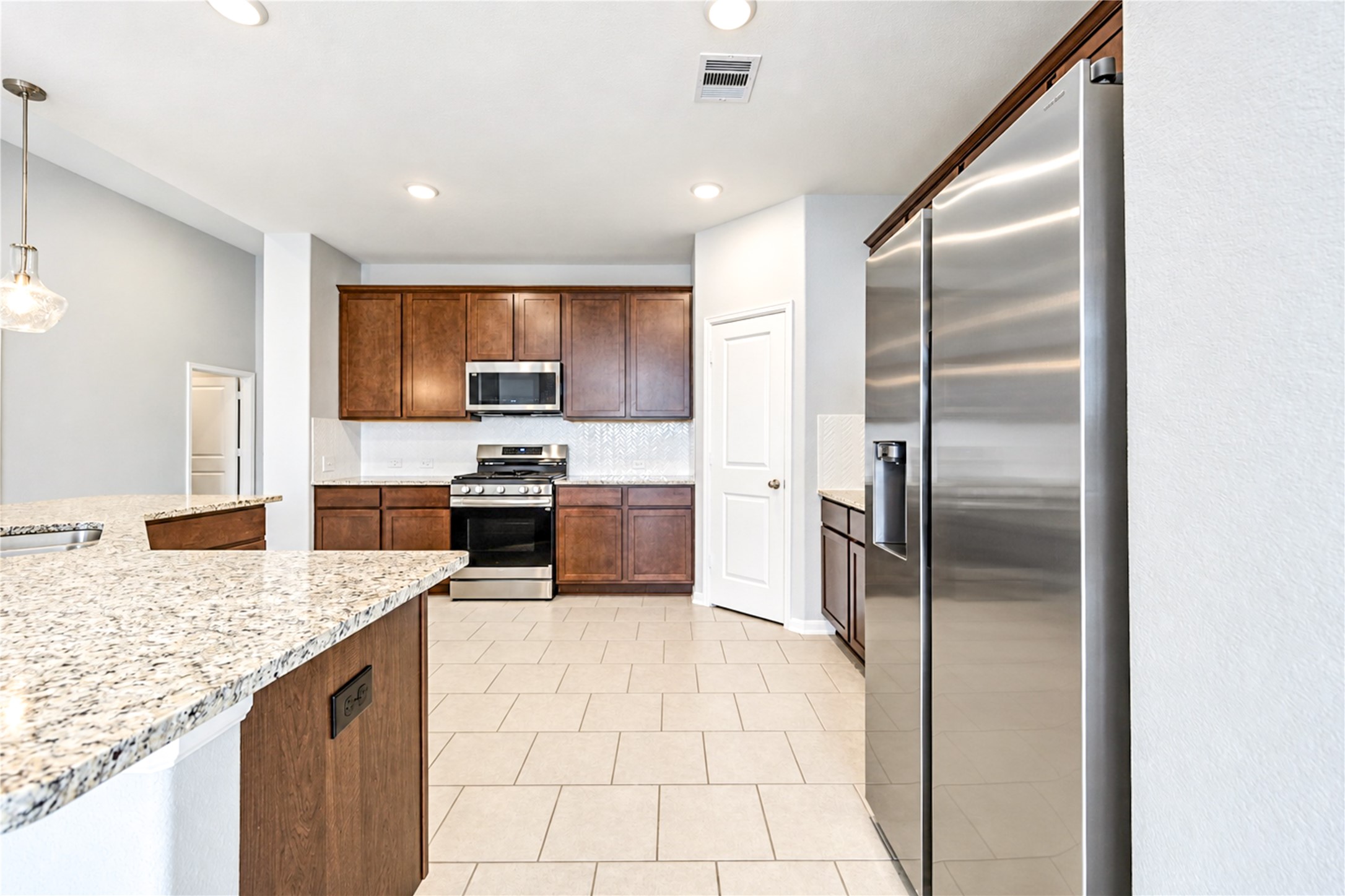 4430 Painted Bunting Lane, Baytown, TX 77521