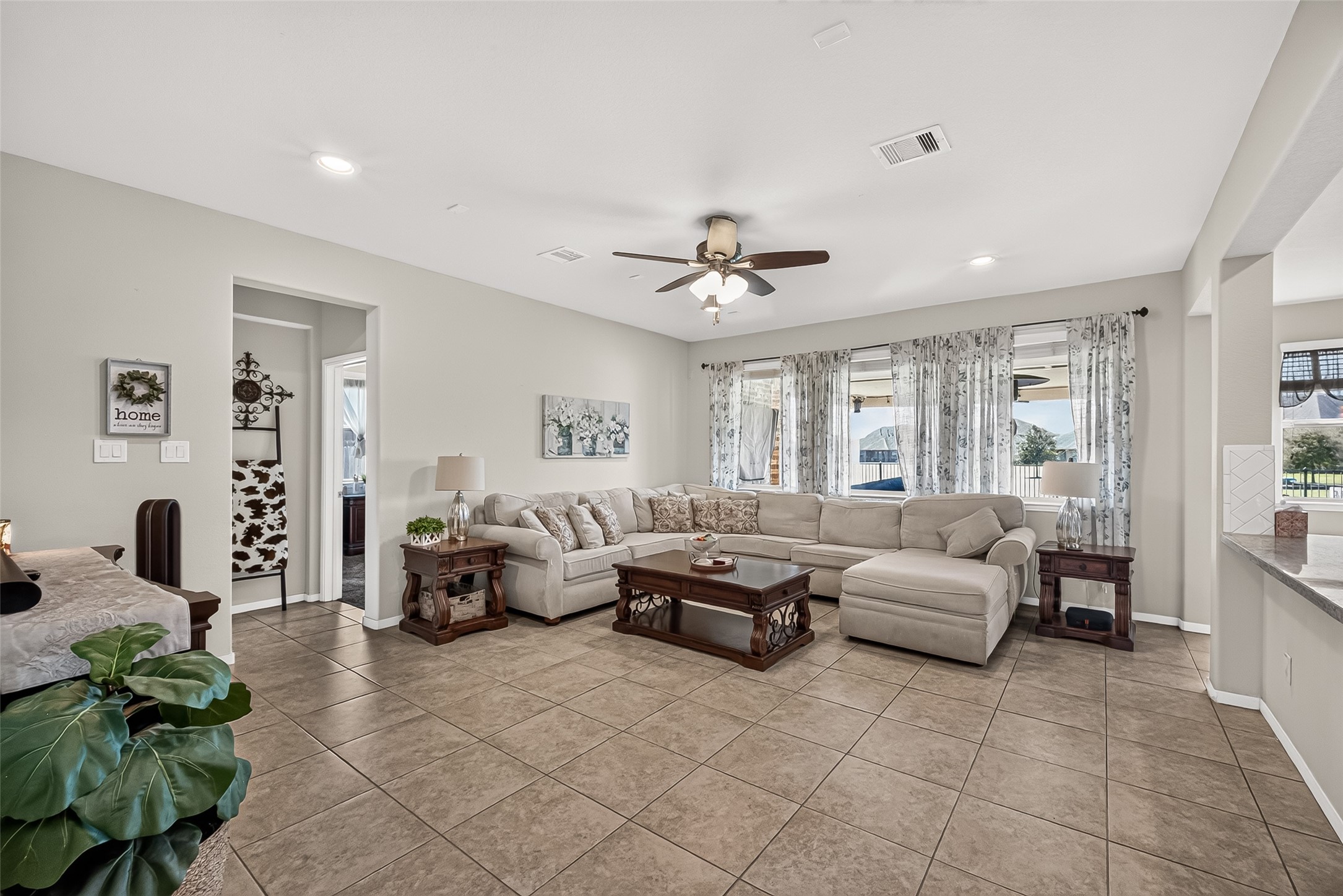 6111 Wayne Way, Rosenberg, TX 77471