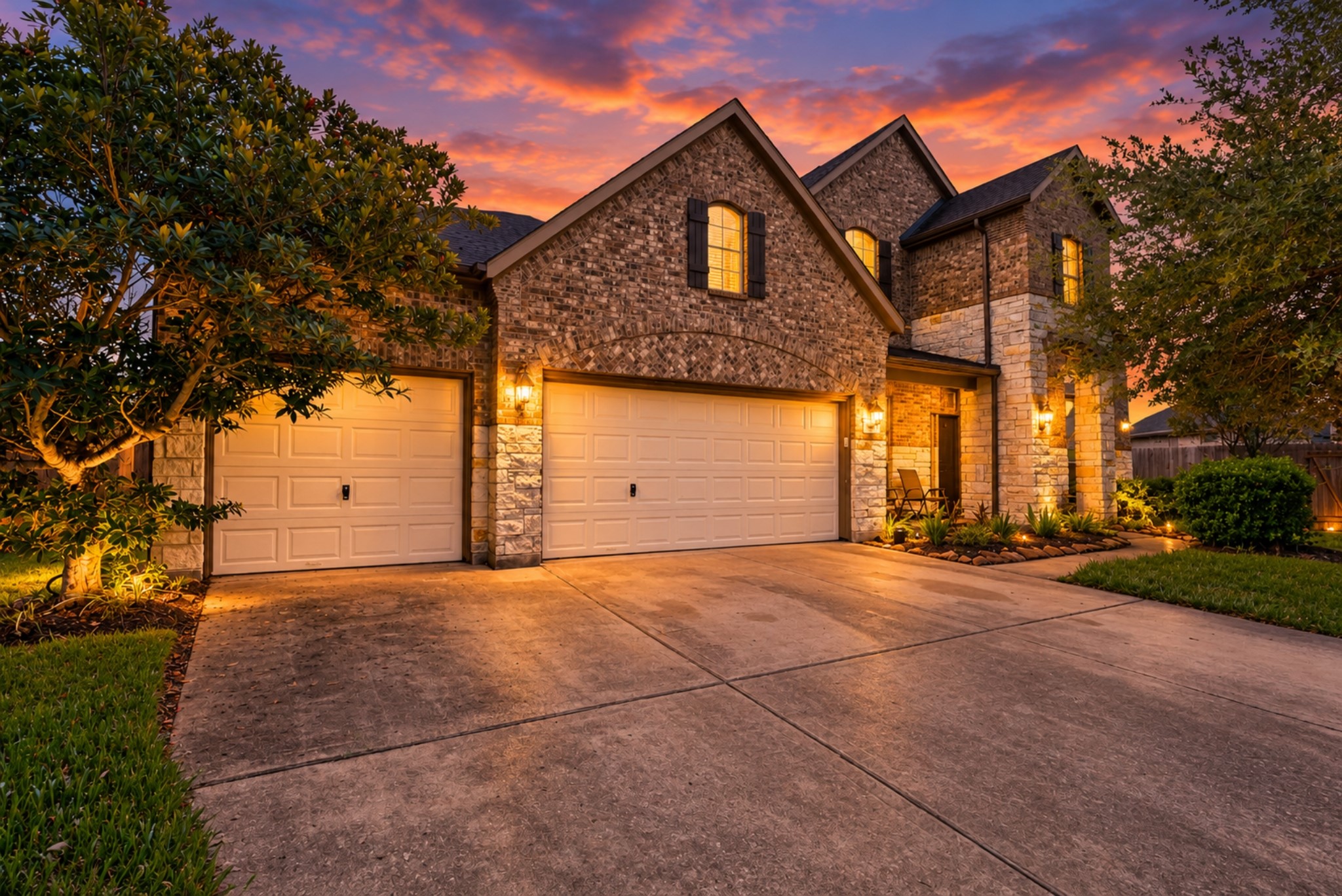 4819 Sabero Lane, League City, TX 77573 4819 Sabero Lane, League City, TX 77573