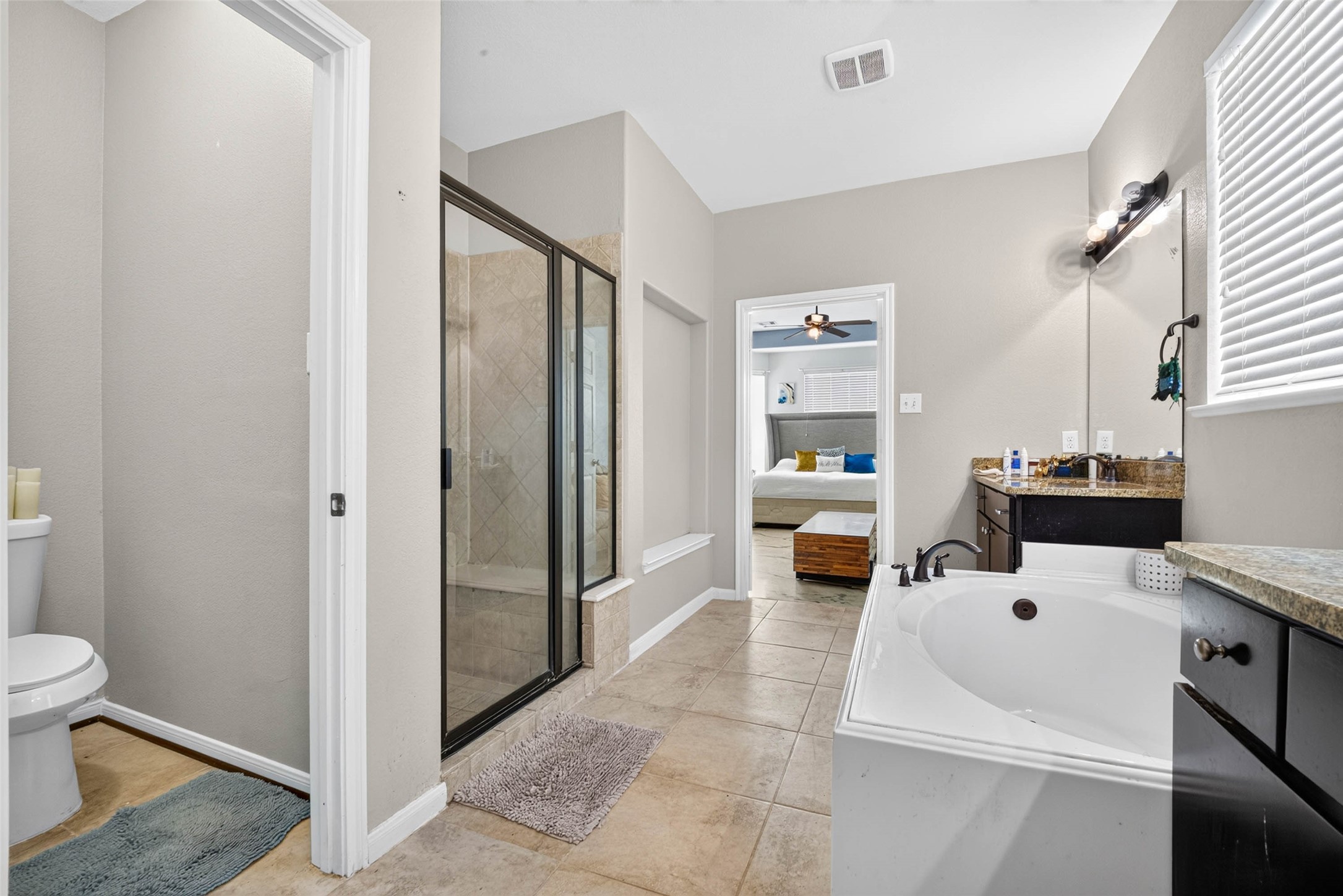 4819 Sabero Lane, League City, TX 77573