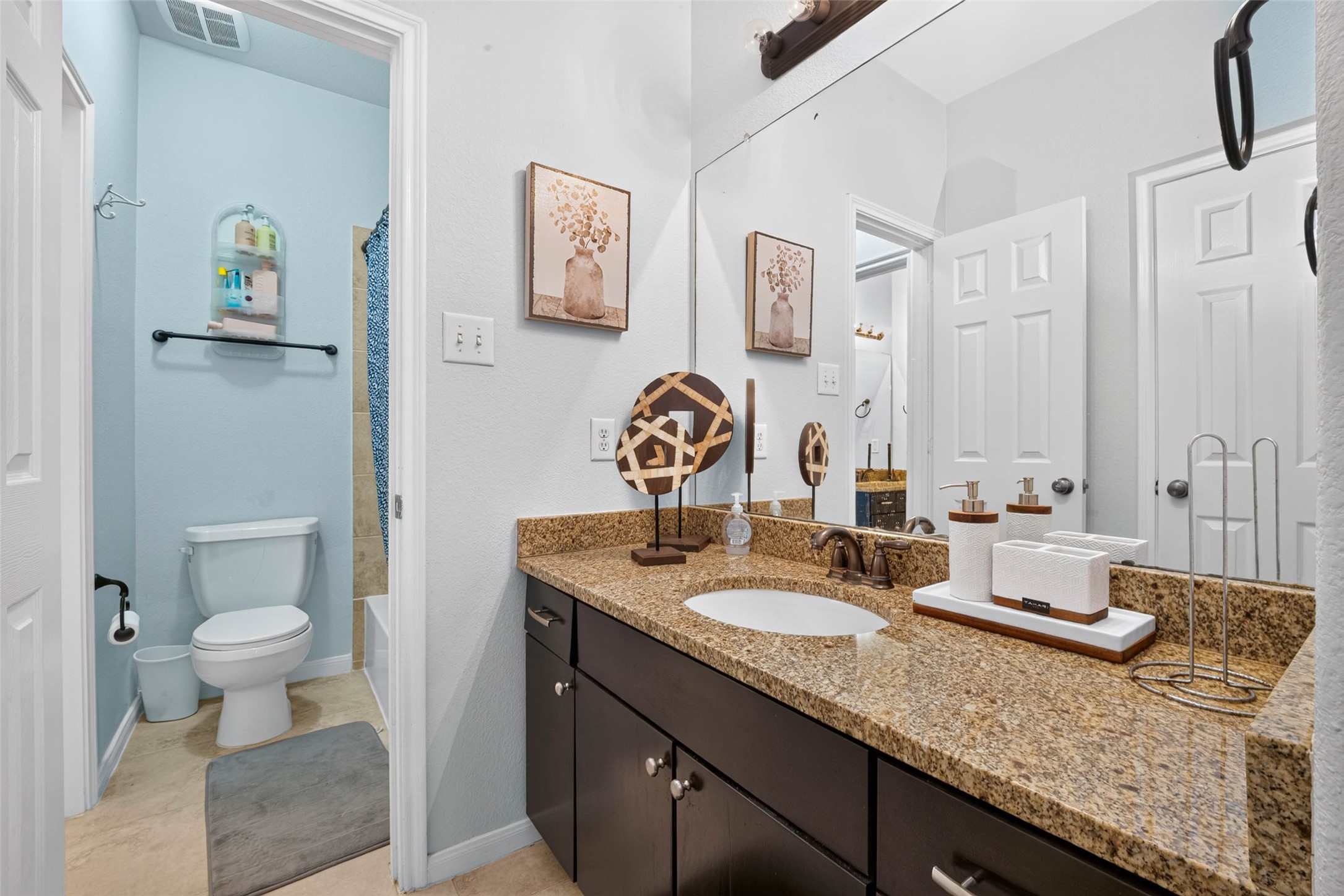 4819 Sabero Lane, League City, TX 77573