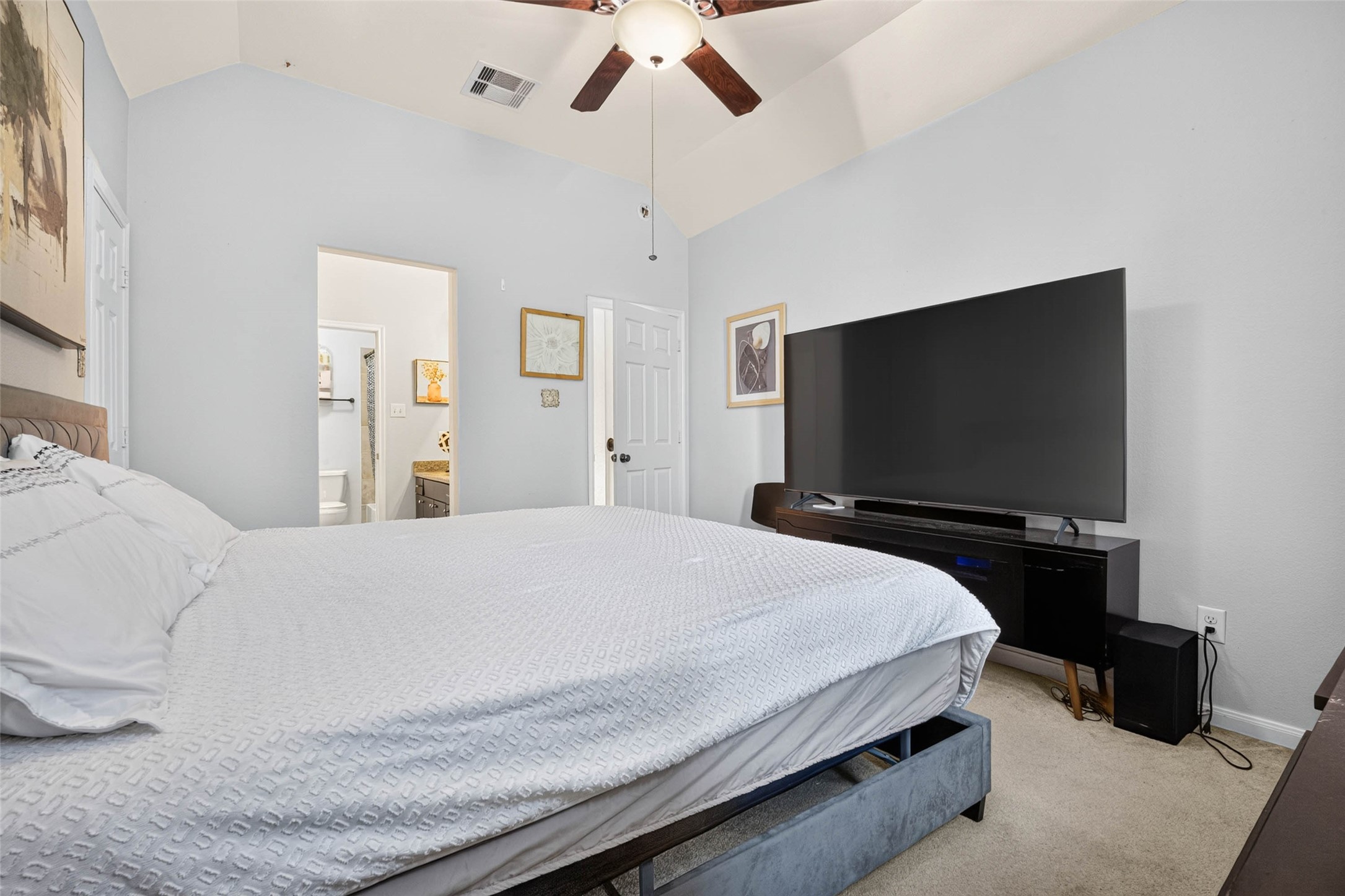 4819 Sabero Lane, League City, TX 77573