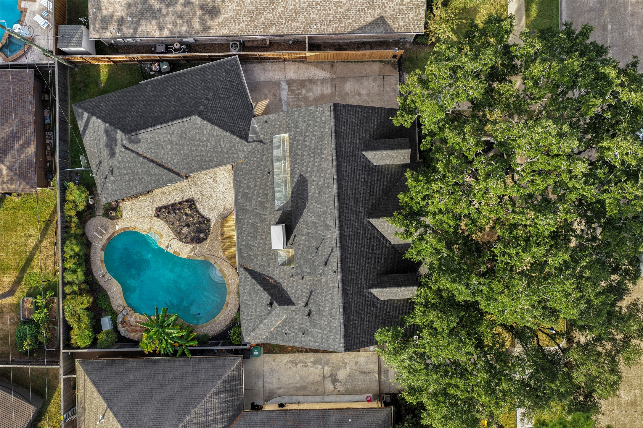 Aerial View of the property showcasing the new roof