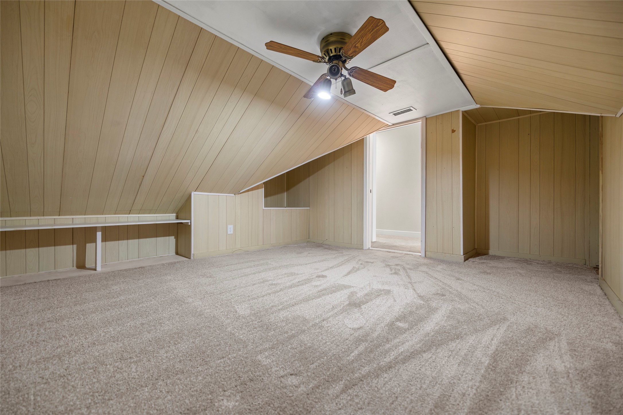 Bonus Room / 5th Bedroom