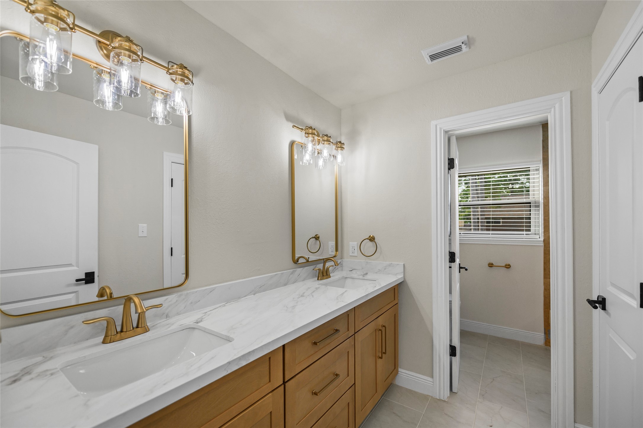 3rd Bathroom - 2nd floor