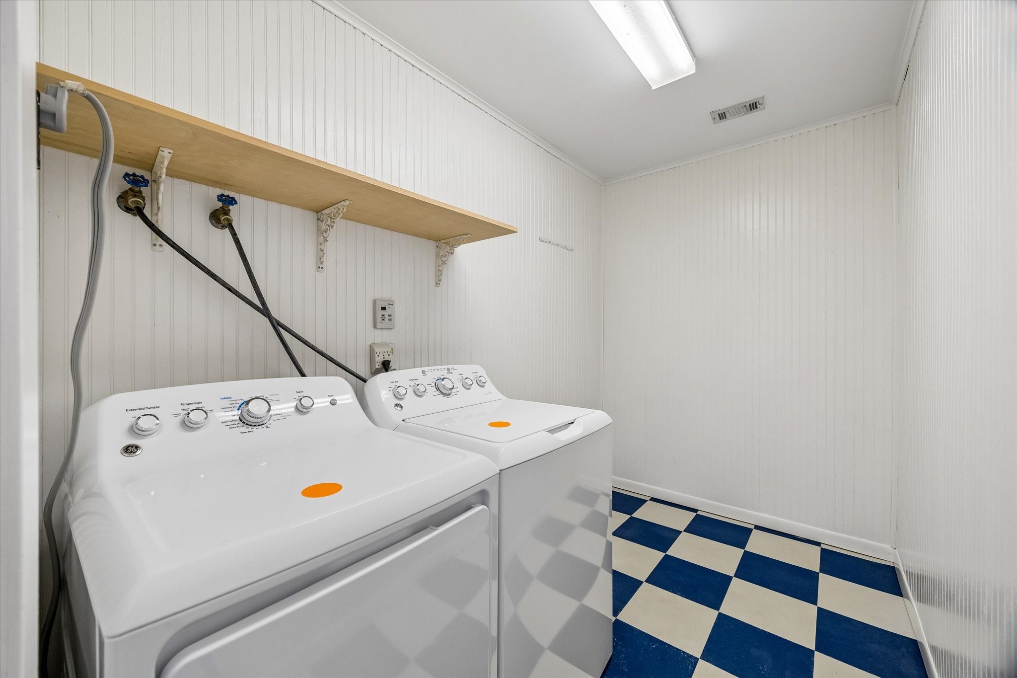 1847 Libbey - Utility/Laundry Room