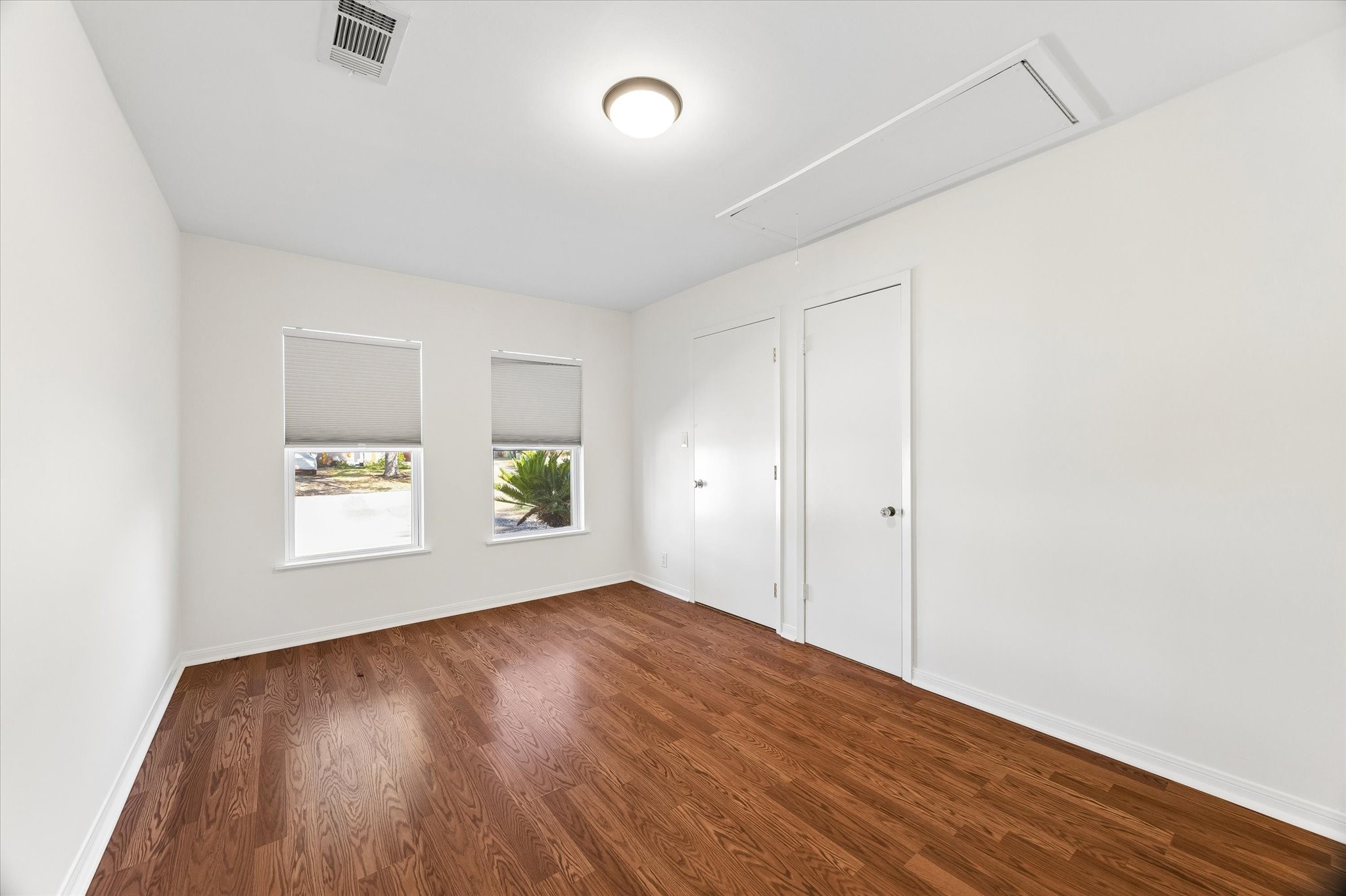 1847 Libbey - Secondary Bedroom