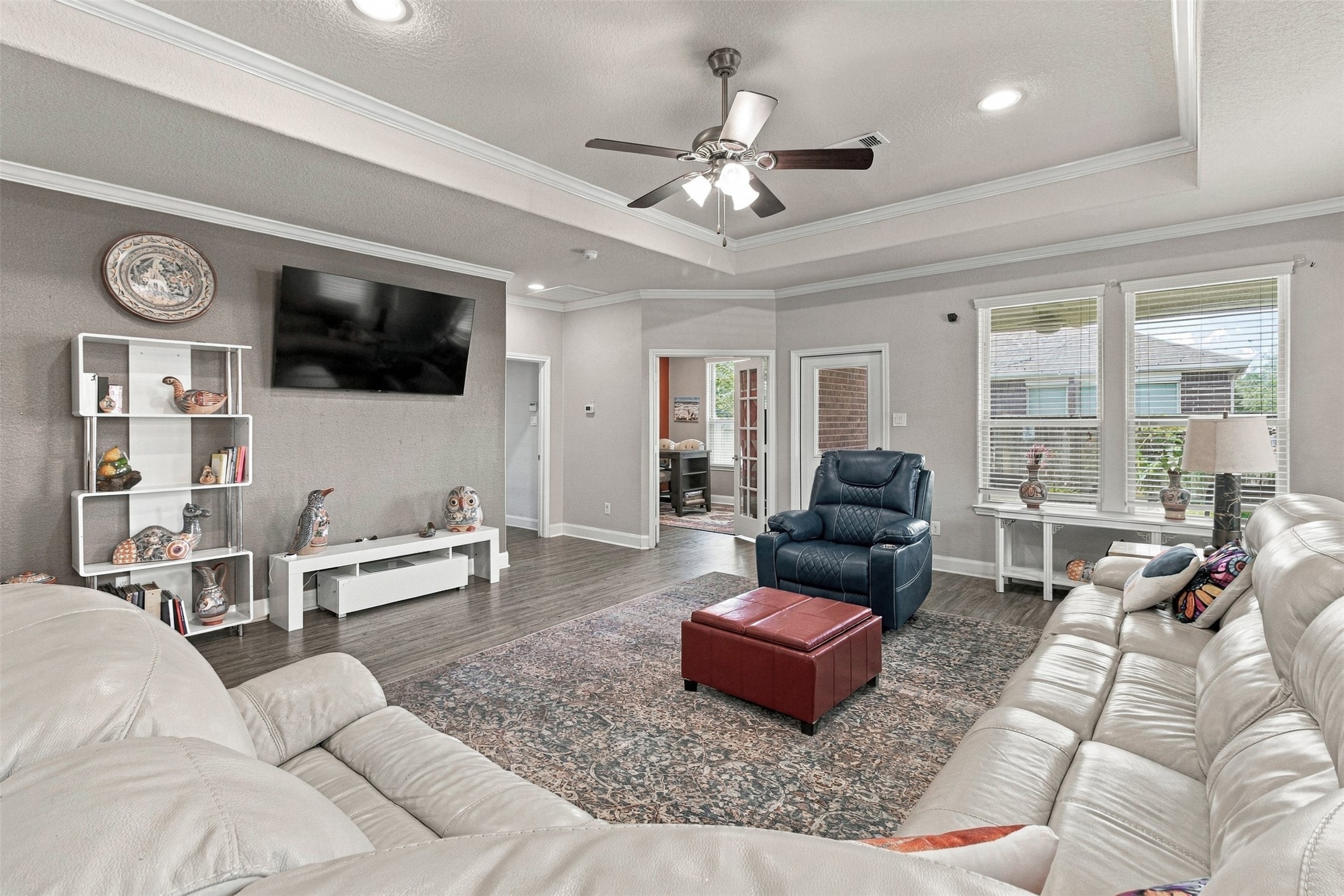 1546 Tuscan Village Drive, League City, TX 77573