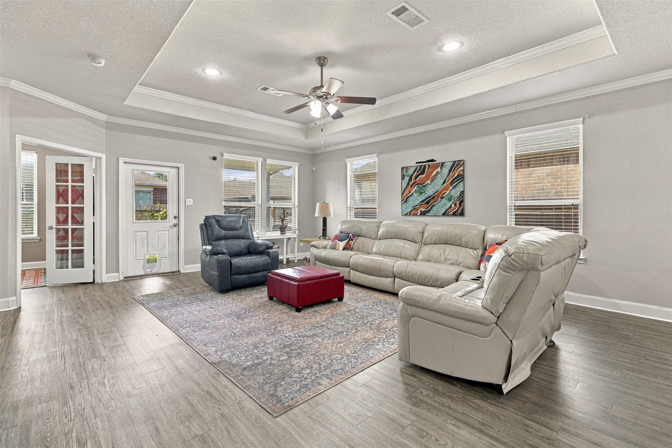 1546 Tuscan Village Drive, League City, TX 77573