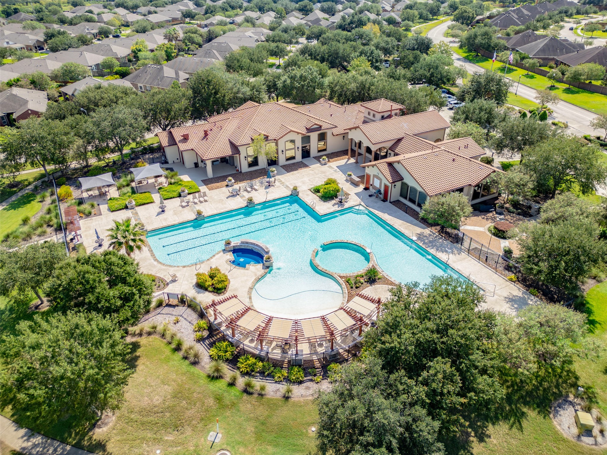 1546 Tuscan Village Drive, League City, TX 77573