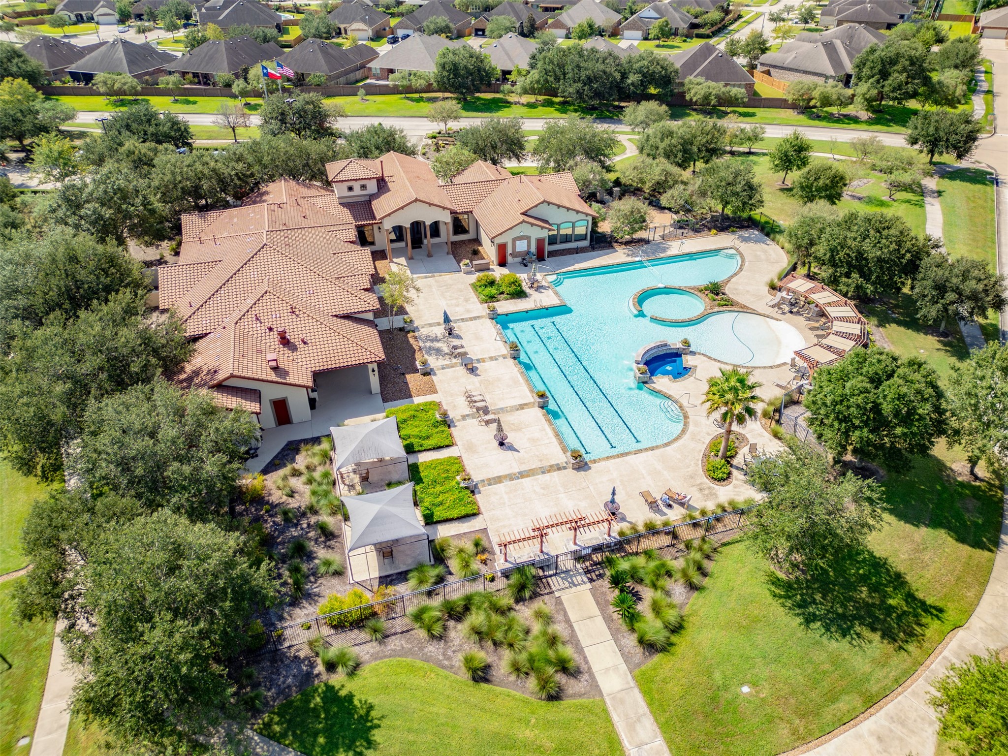 1546 Tuscan Village Drive, League City, TX 77573
