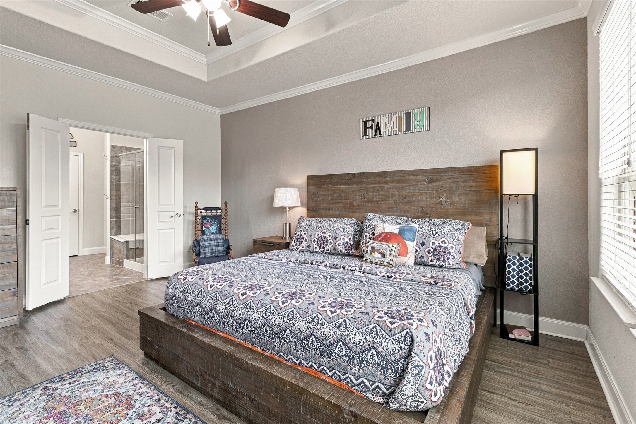 1546 Tuscan Village Drive, League City, TX 77573