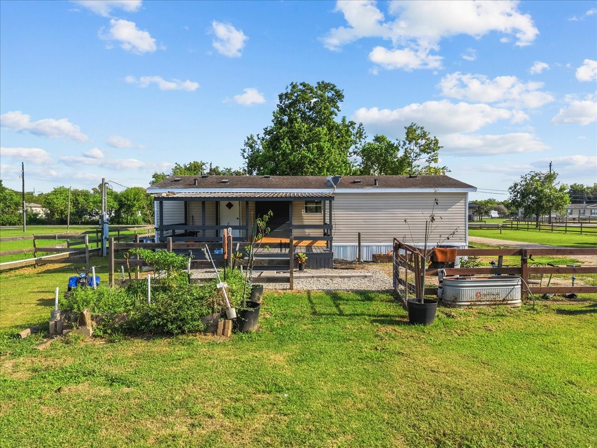 12717 33rd Street, Santa Fe, TX 77510