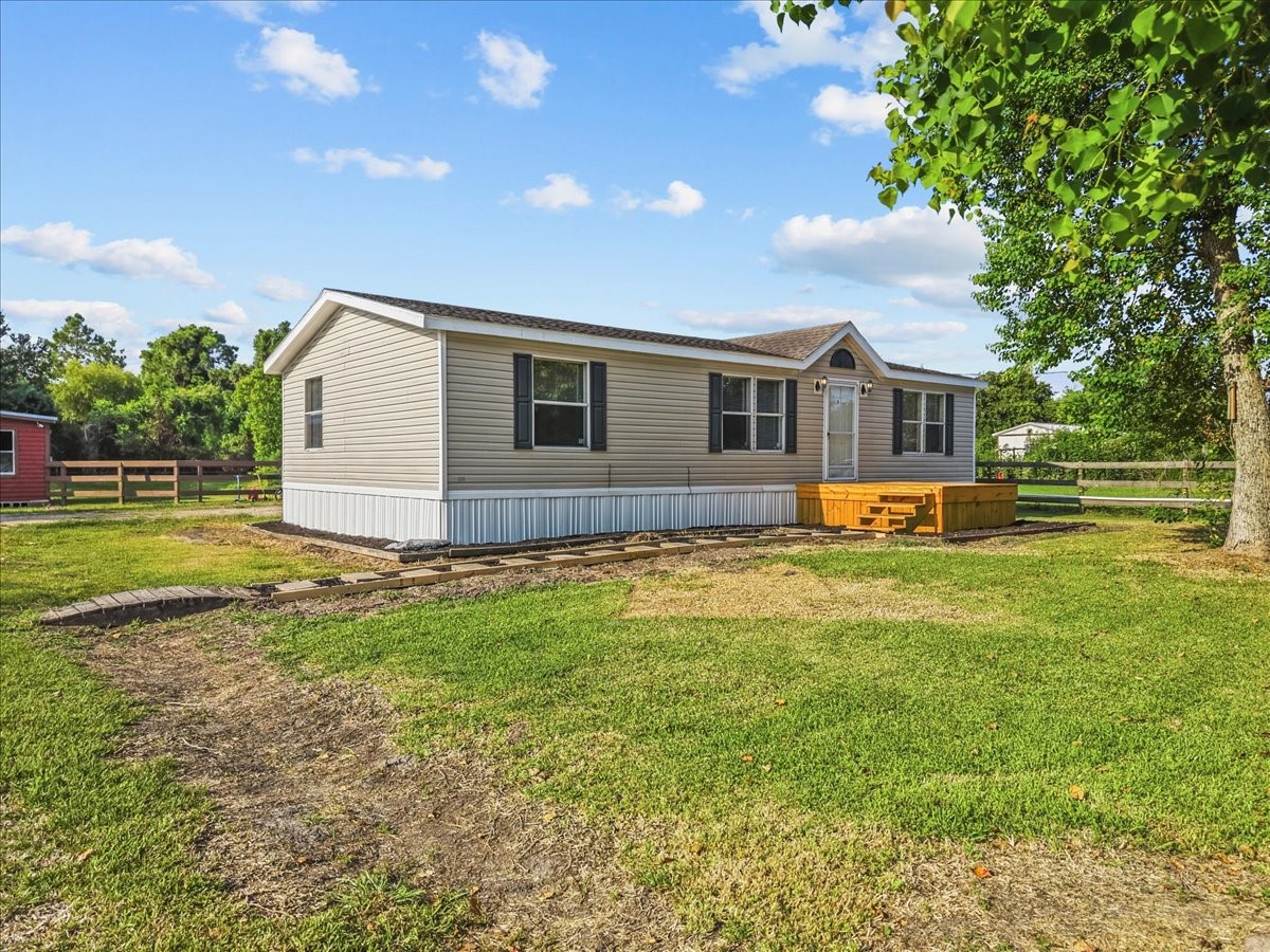12717 33rd Street, Santa Fe, TX 77510