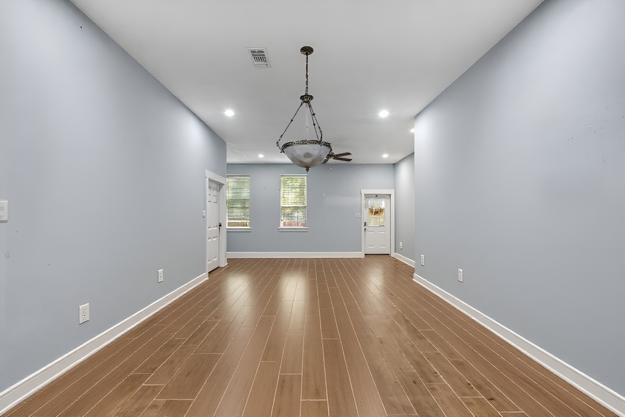 104 Apache Bend, Conroe, TX 77316