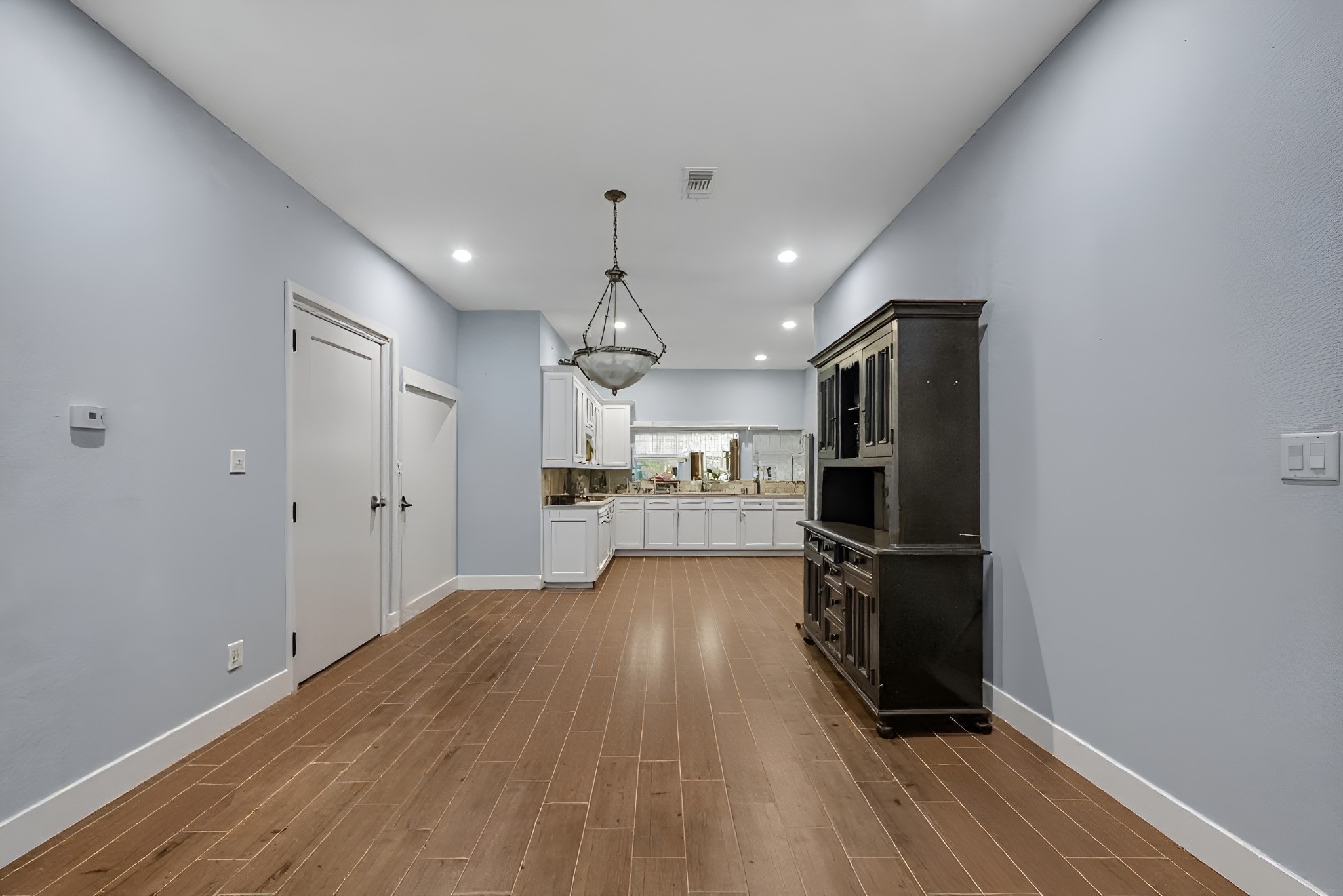 104 Apache Bend, Conroe, TX 77316 104 Apache Bend, Conroe, TX 77316