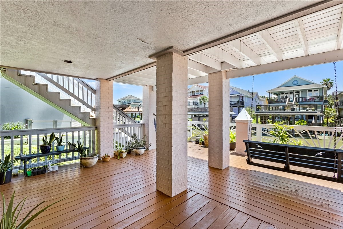 123 Port Street, San Leon, TX 77539
