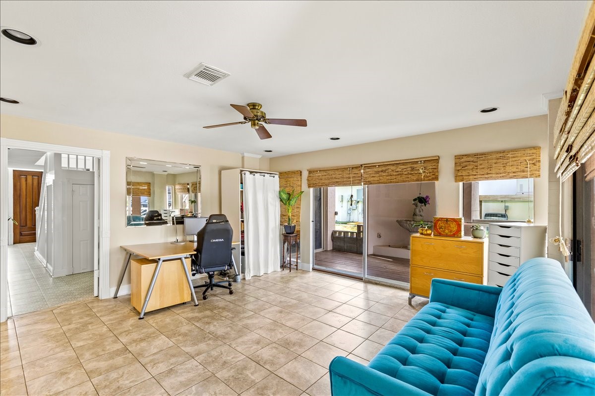 123 Port Street, San Leon, TX 77539