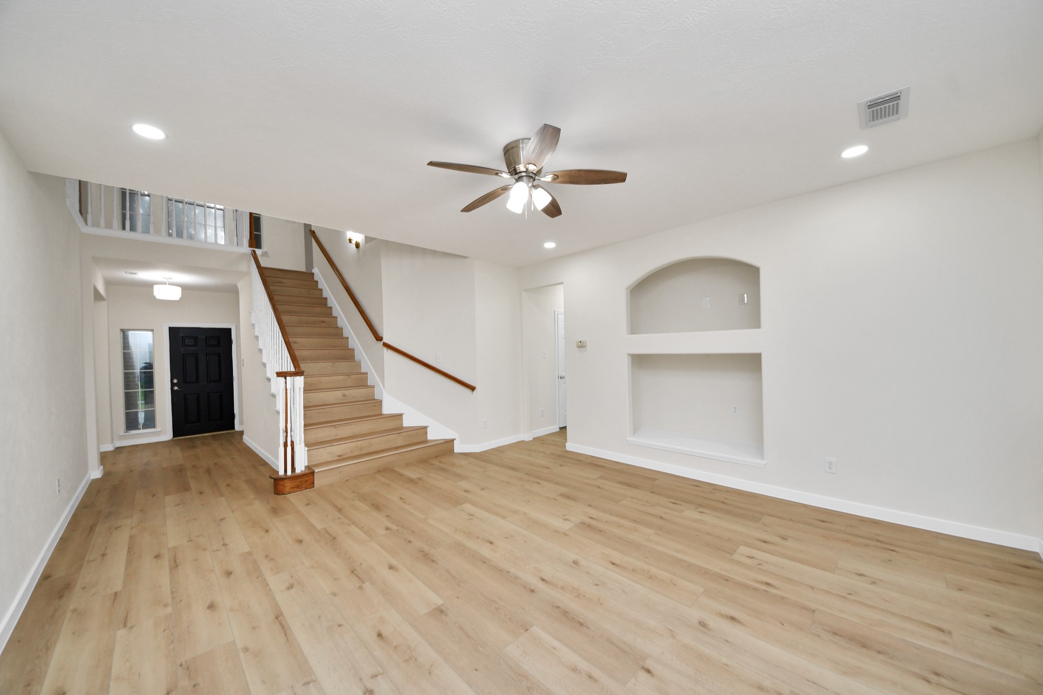 11927 Canyon Mills Drive, Houston, TX 77095