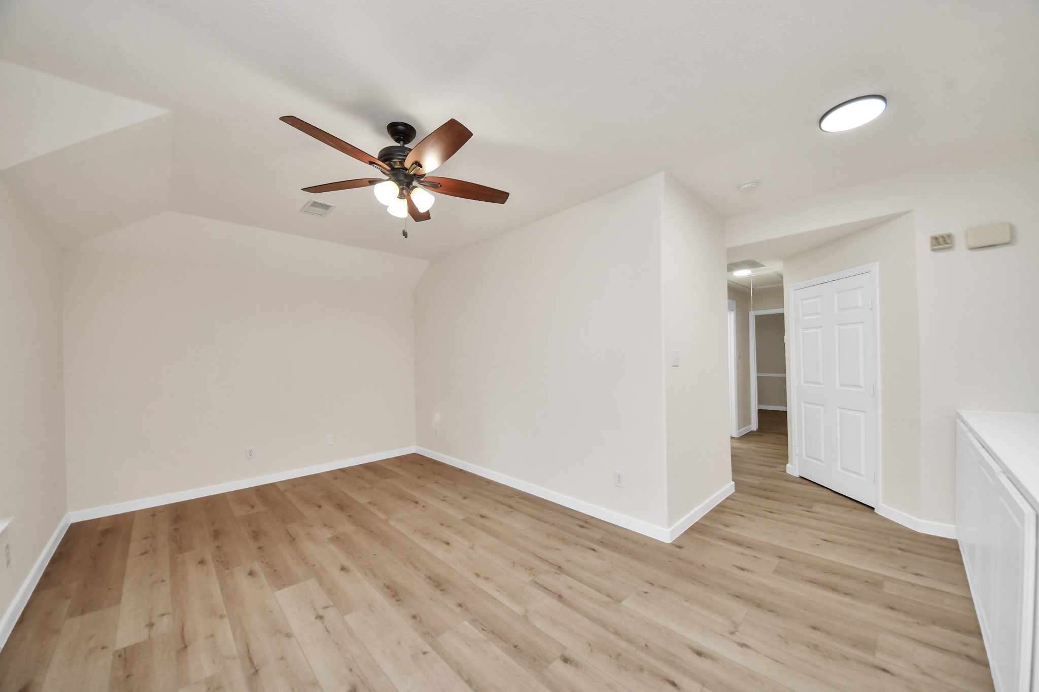 11927 Canyon Mills Drive, Houston, TX 77095