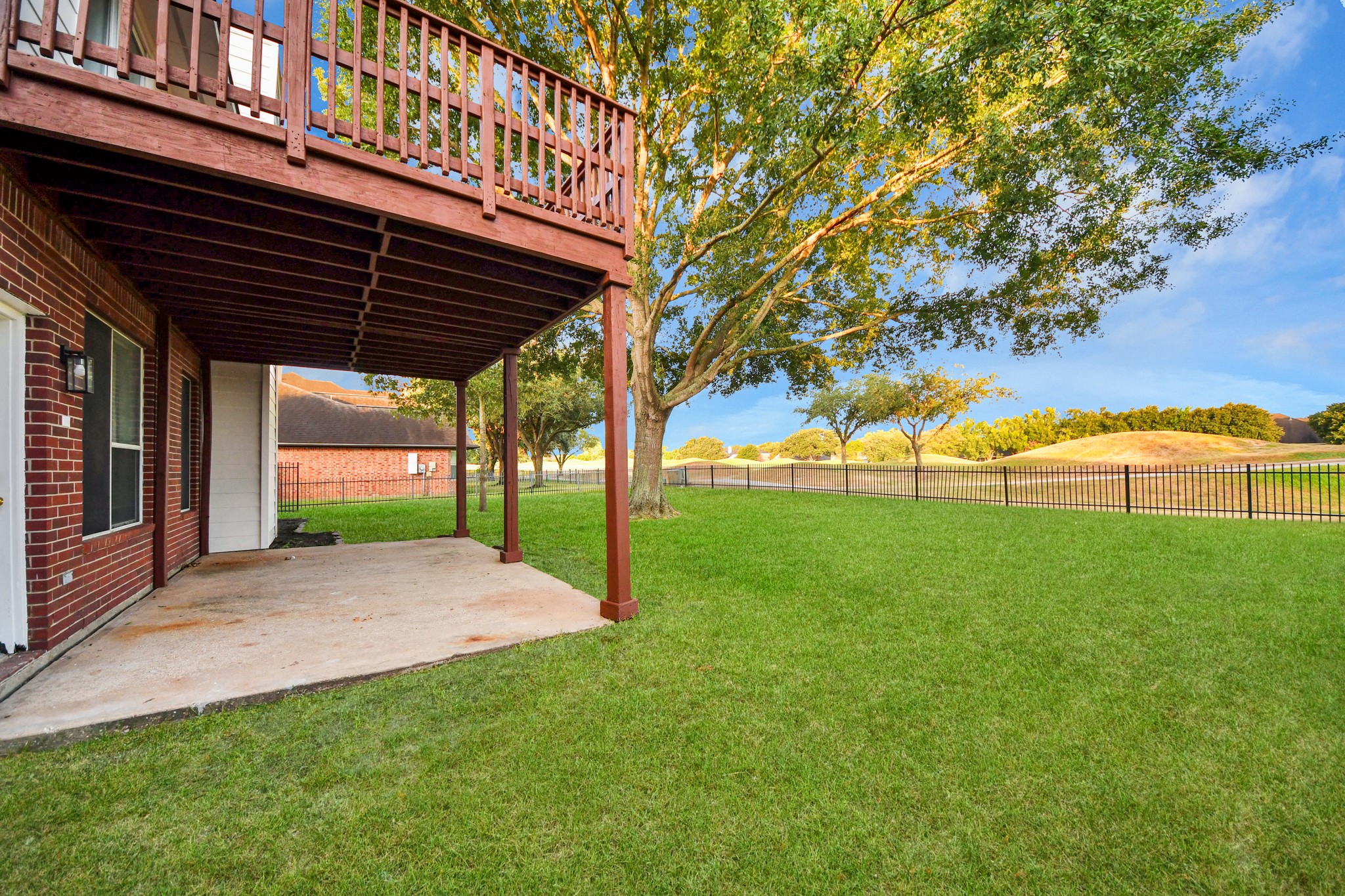 11927 Canyon Mills Drive, Houston, TX 77095