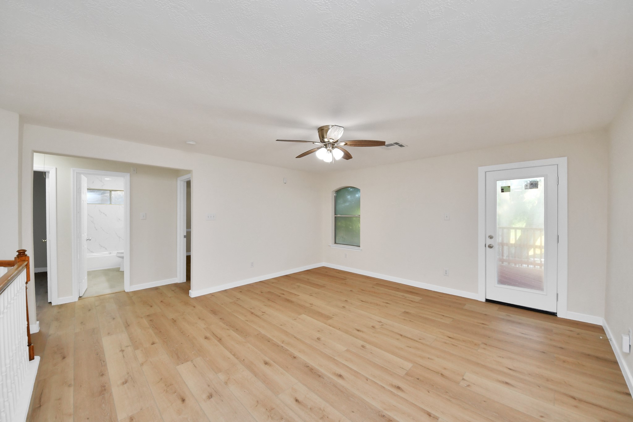 11927 Canyon Mills Drive, Houston, TX 77095