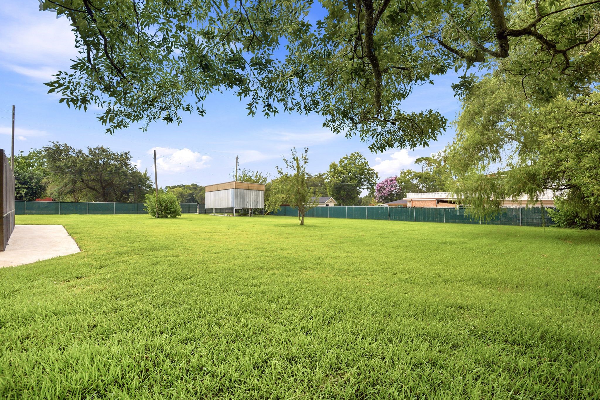 12211 3rd Street, Santa Fe, TX 77510