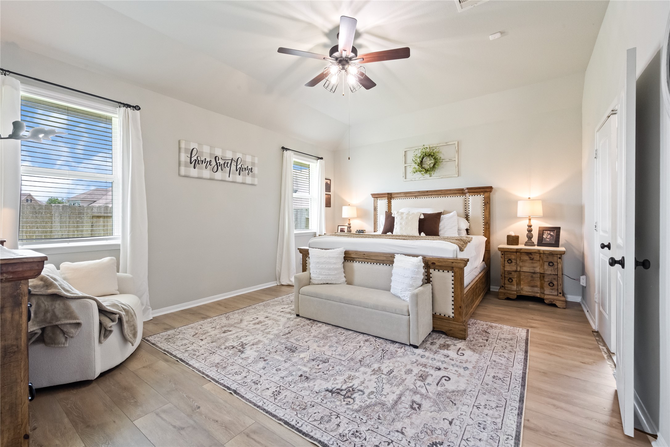 221 Gigi Place, Alvin, TX 77511 221 Gigi Place, Alvin, TX 77511