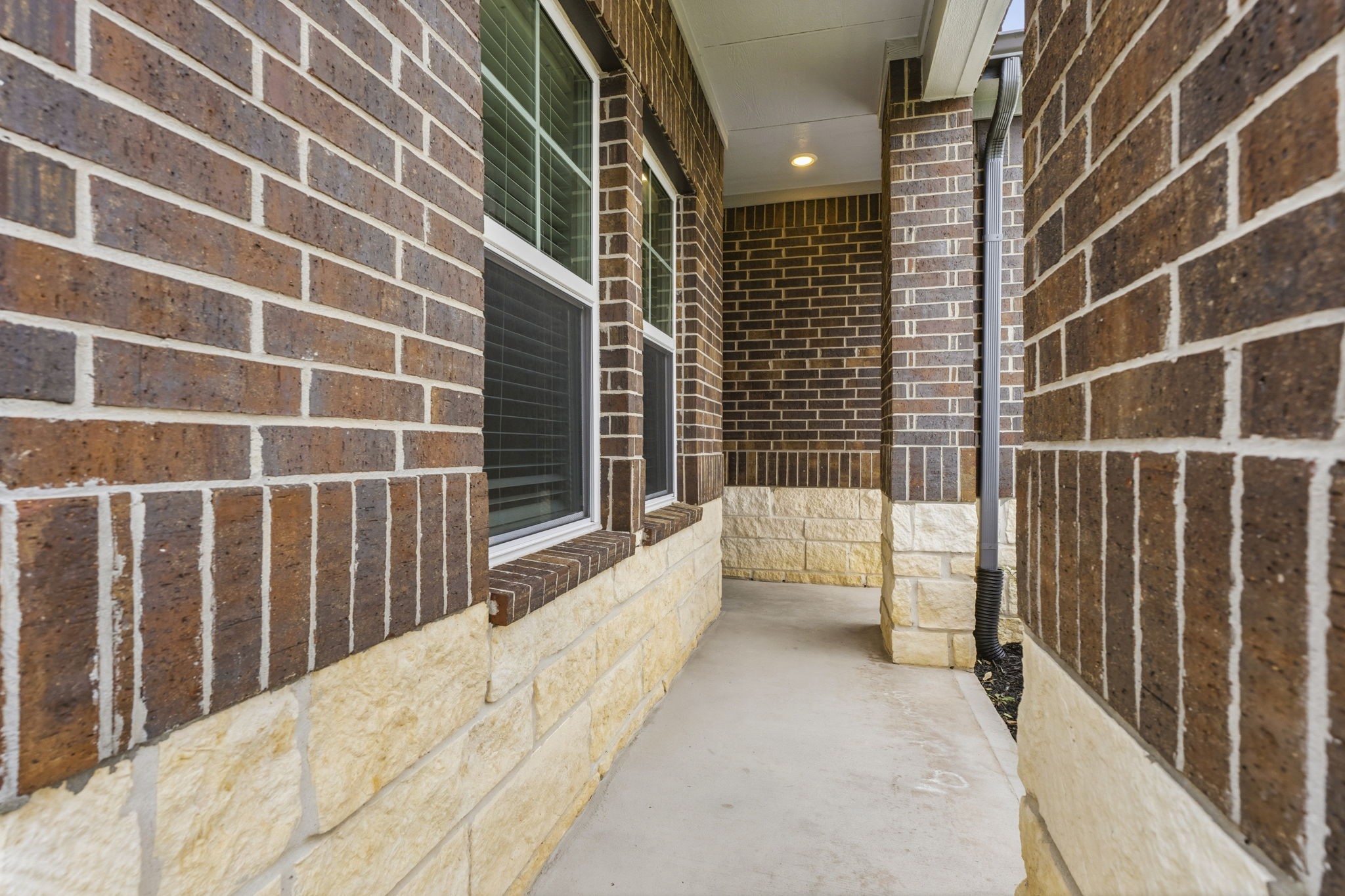 411 April Bay Drive, Conroe, TX 77316