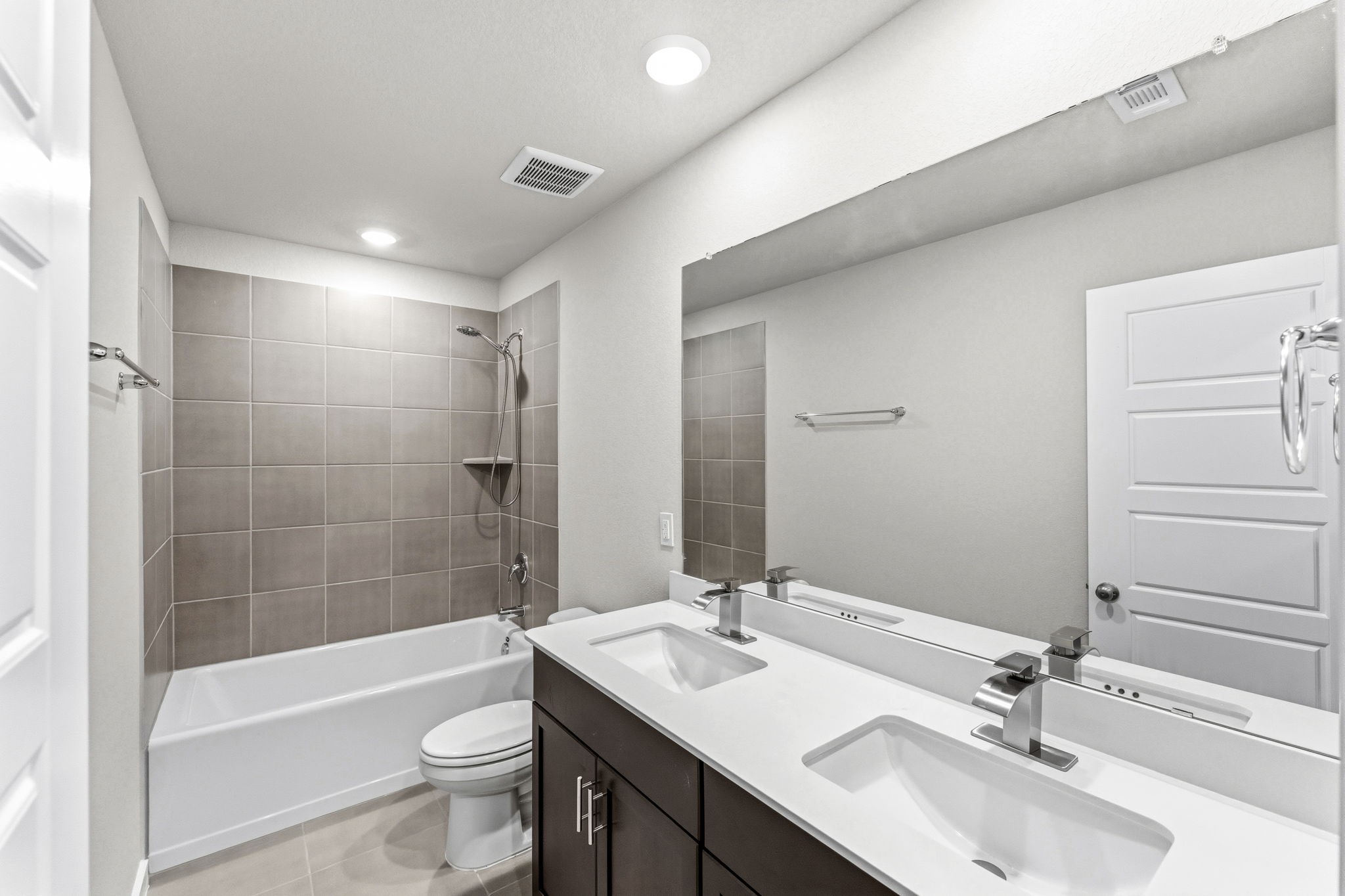 411 April Bay Drive, Conroe, TX 77316