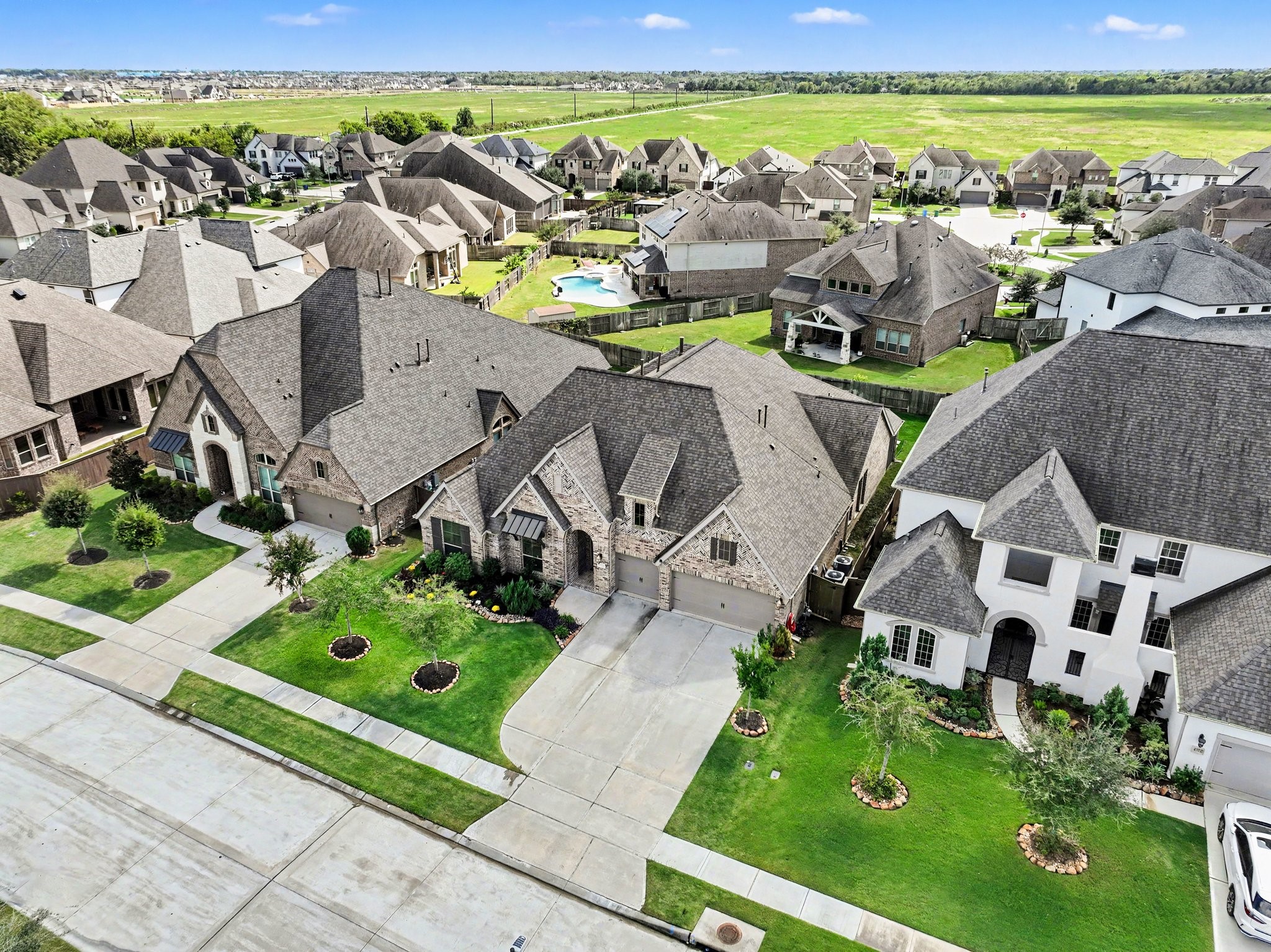 4306 Martin Ridge Drive, Manvel, TX 77578