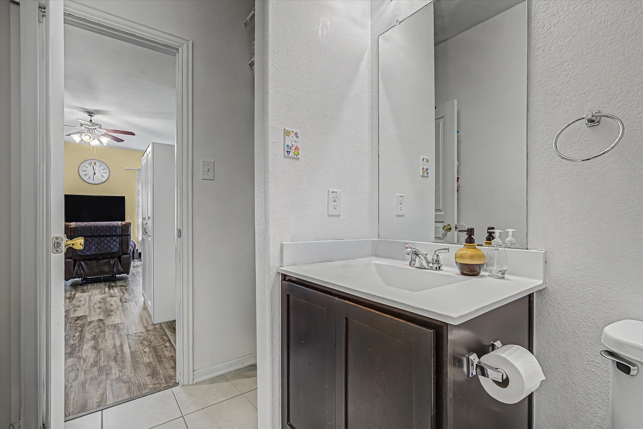 4914 Seaside Sparrow Lane, Baytown, TX 77521