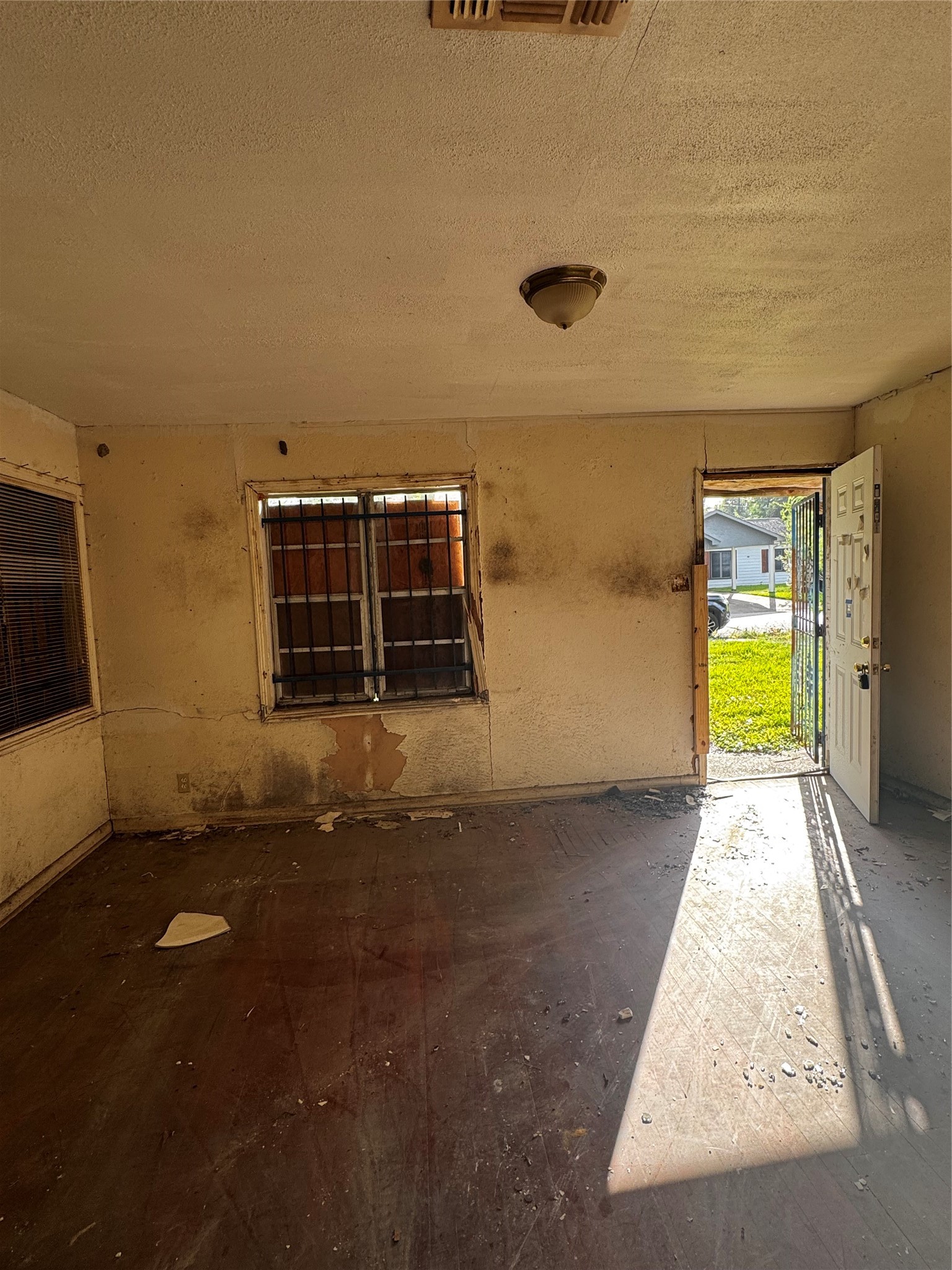 1502 Pleasantville Drive, Houston, TX 77029
