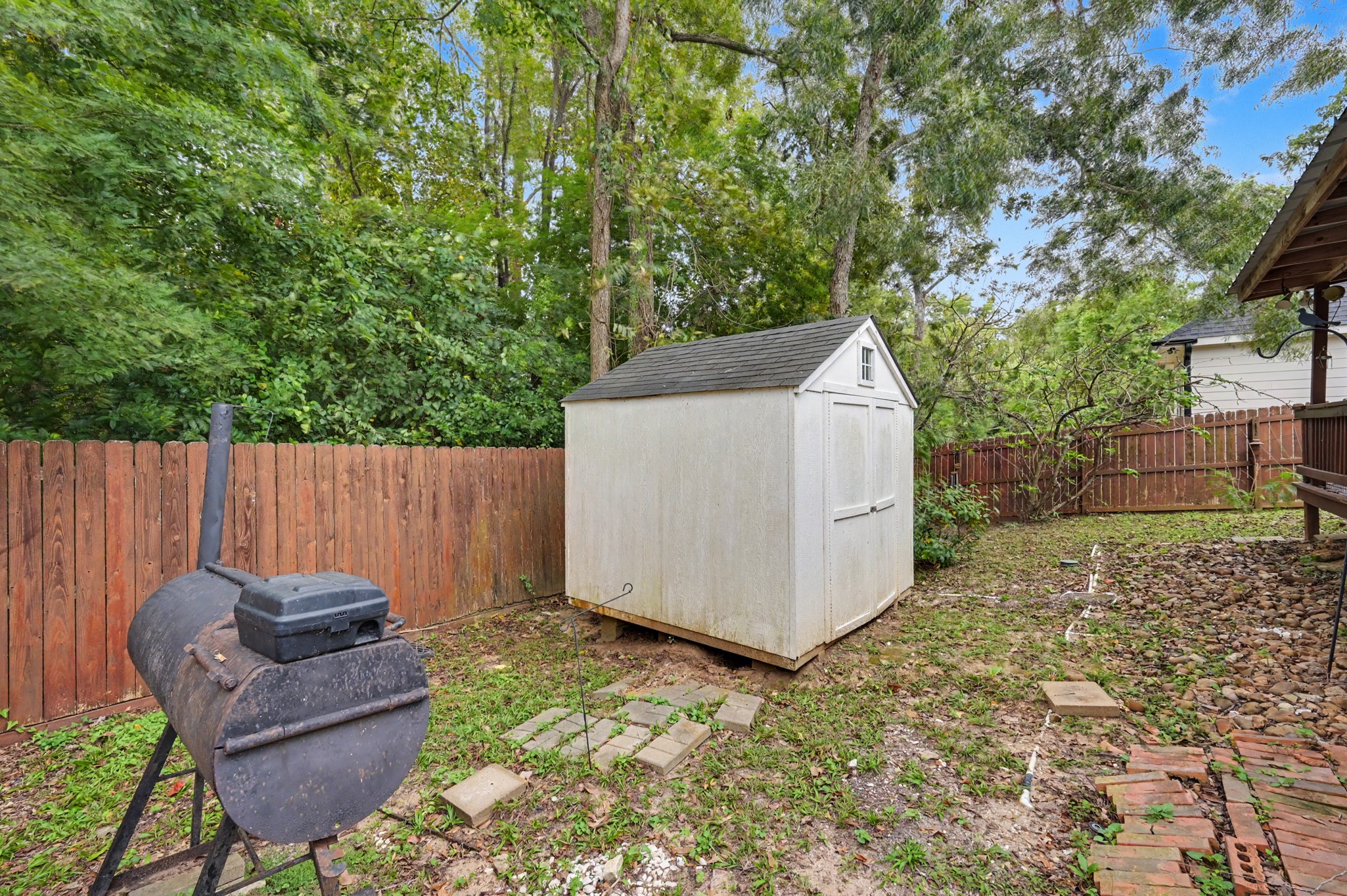 4922 Pleasure Lake Lane, Willis, TX 77318