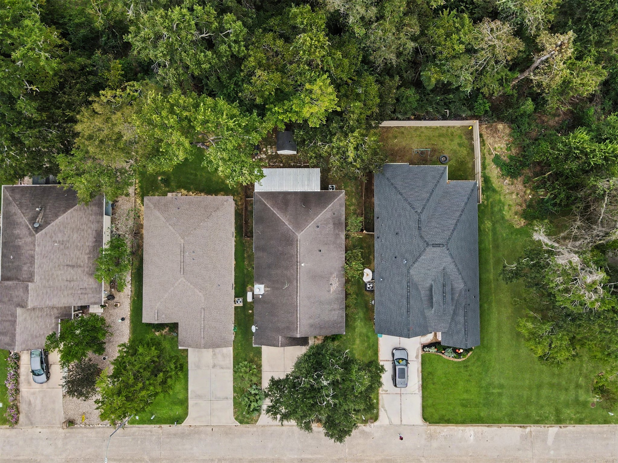 4922 Pleasure Lake Lane, Willis, TX 77318