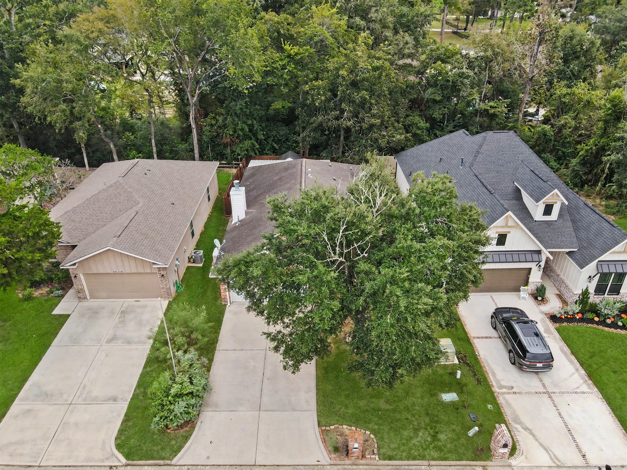 4922 Pleasure Lake Lane, Willis, TX 77318