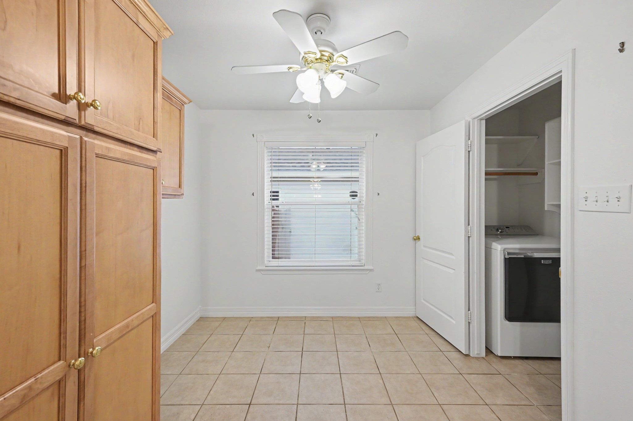 4922 Pleasure Lake Lane, Willis, TX 77318